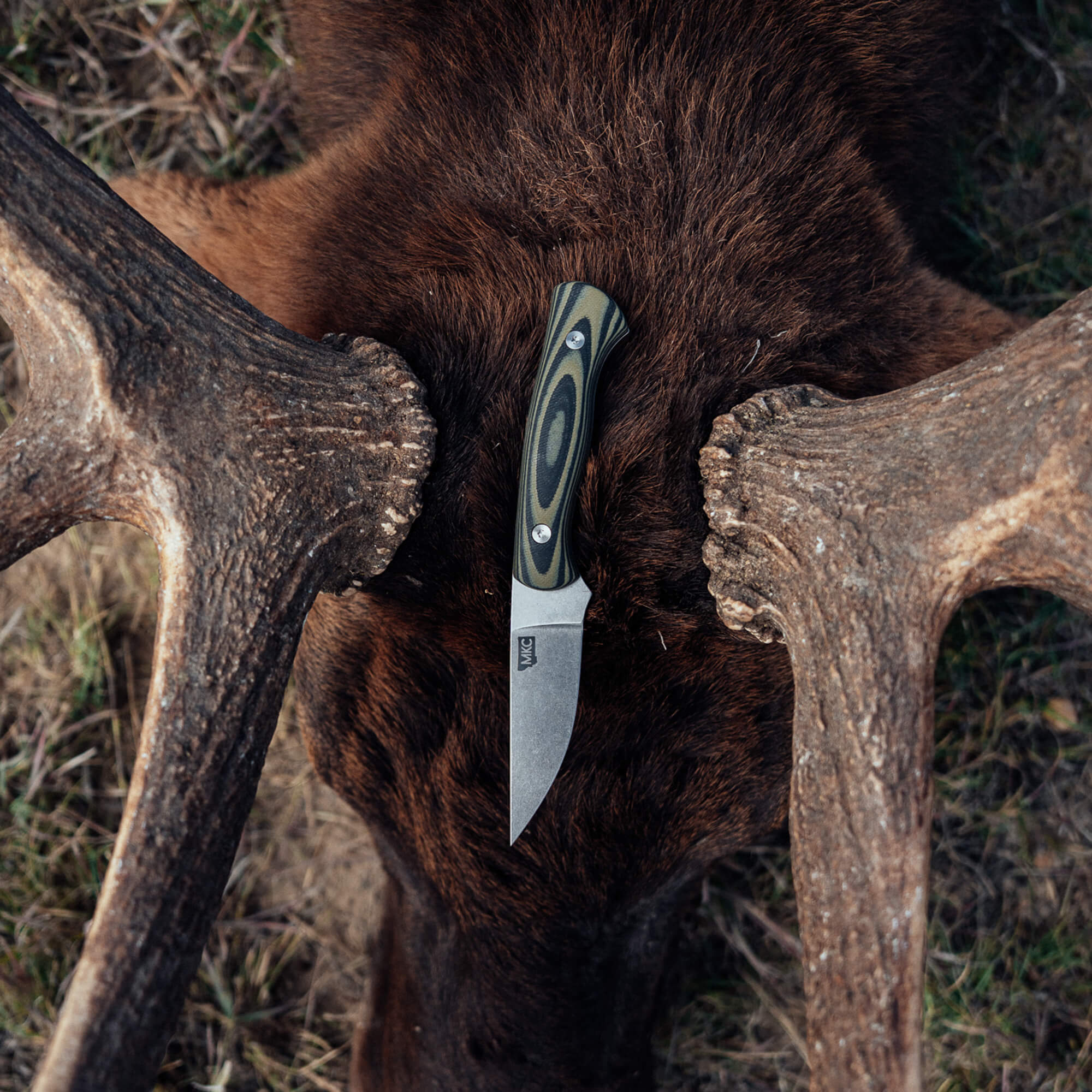 MAGNACUT BLACKFOOT 2.0 - GREEN & BLACK