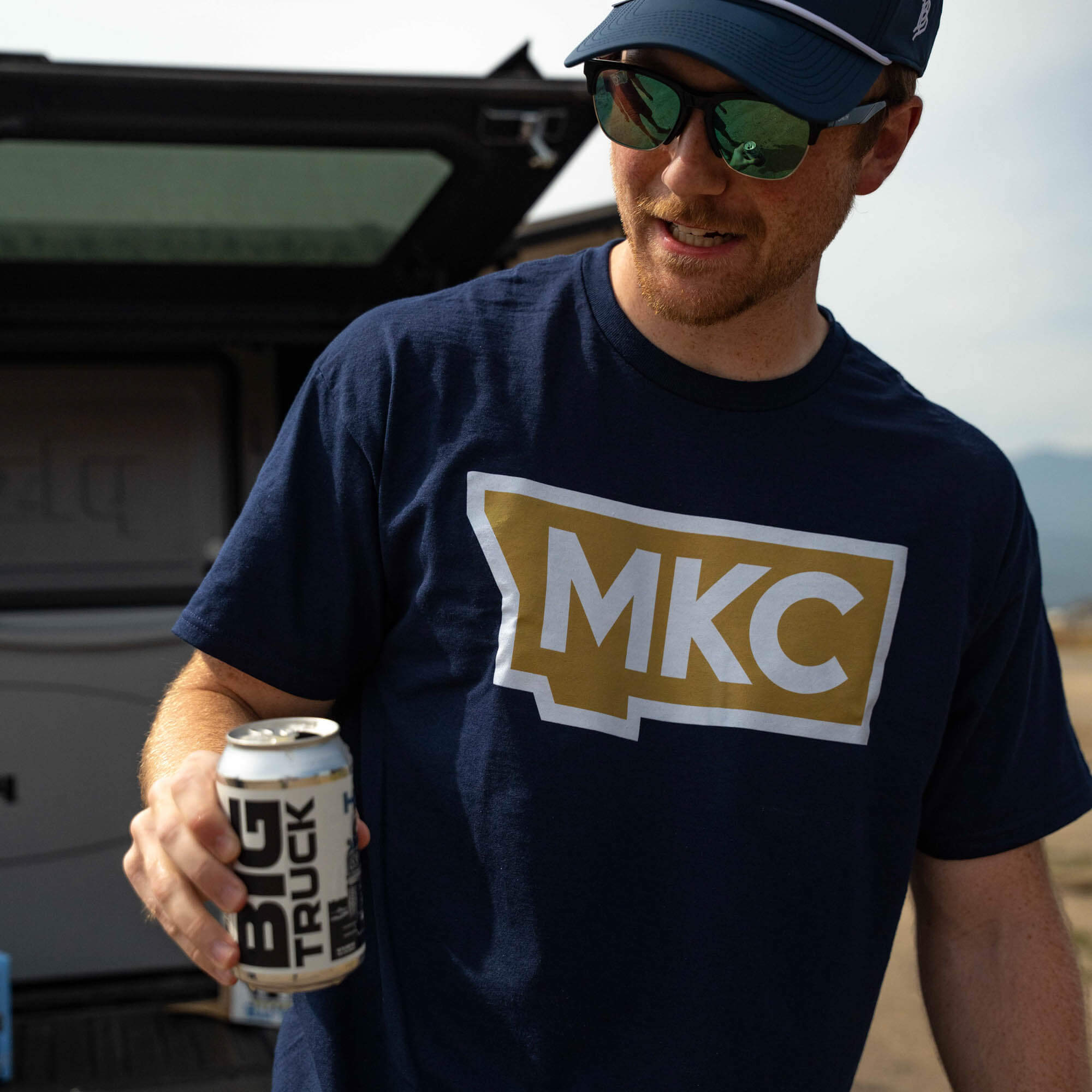MKC TEAM TEE - NAVY