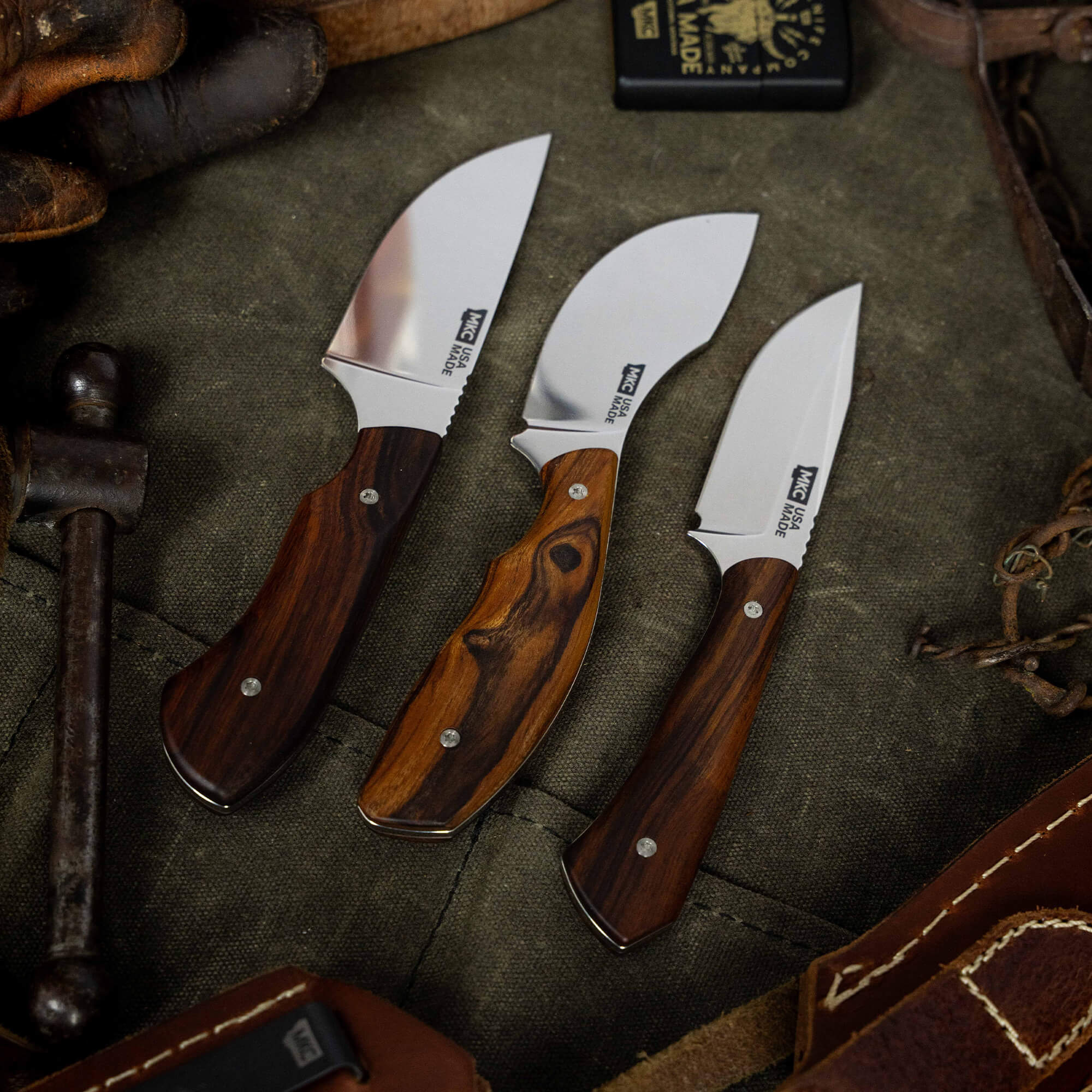 TRADITIONS KNIVES - FULL SET OF 3