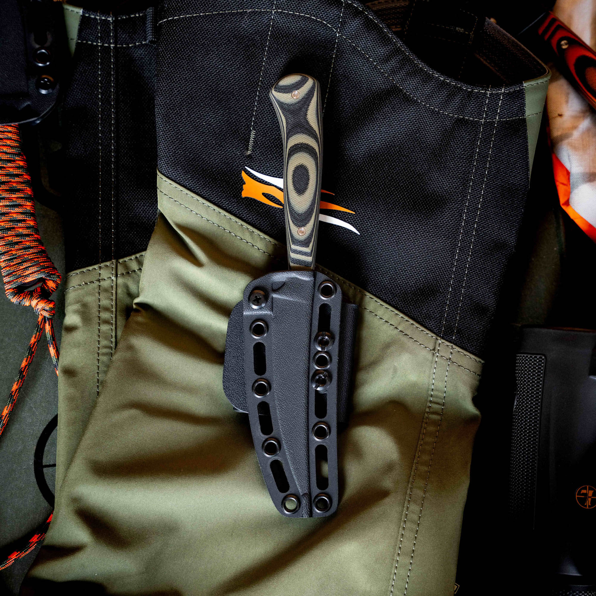 FIELD BONING KNIFE - GREEN & BLACK