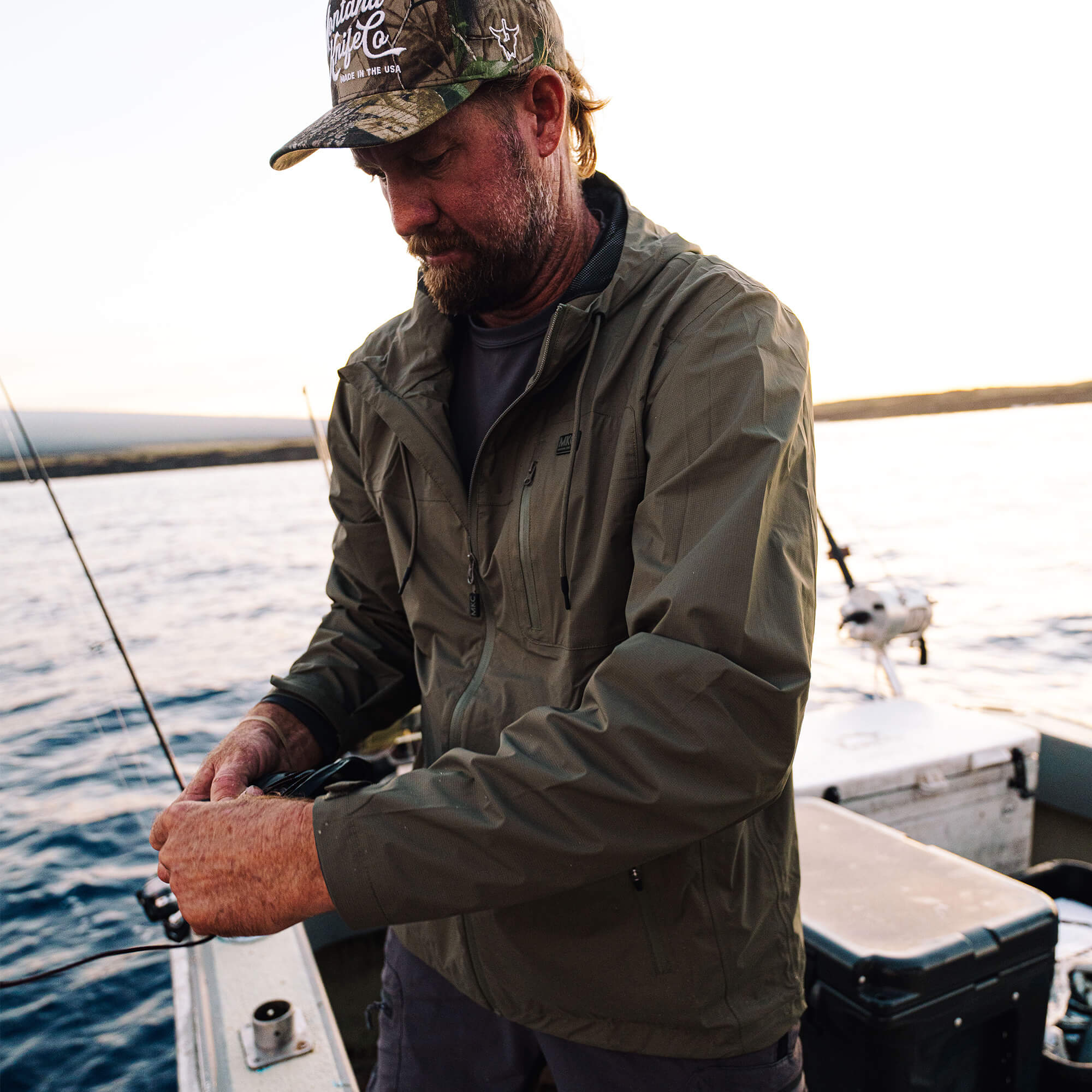 MT. REYNOLDS RAIN JACKET - OLIVE