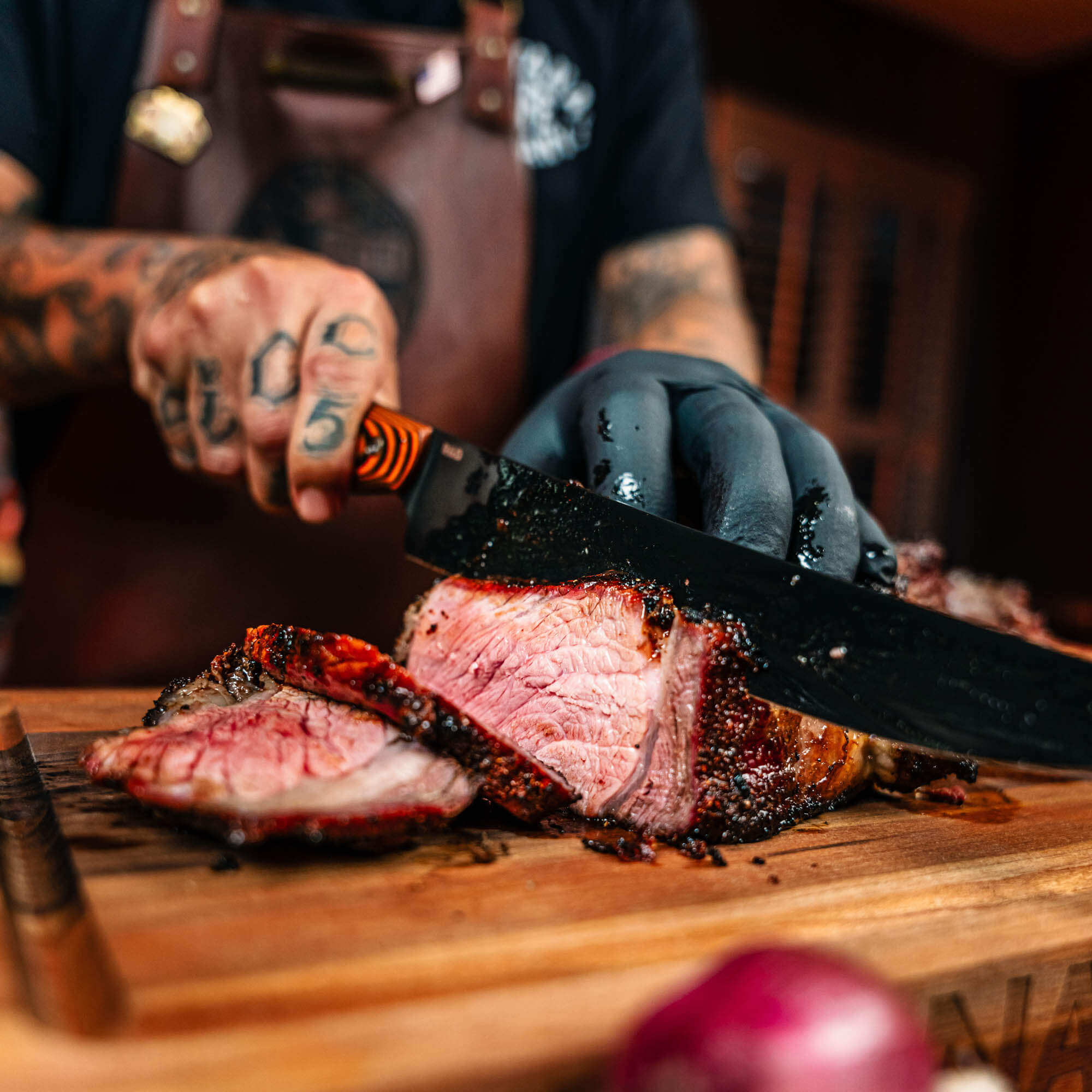 MKC CARVING KNIFE - ORANGE & BLACK