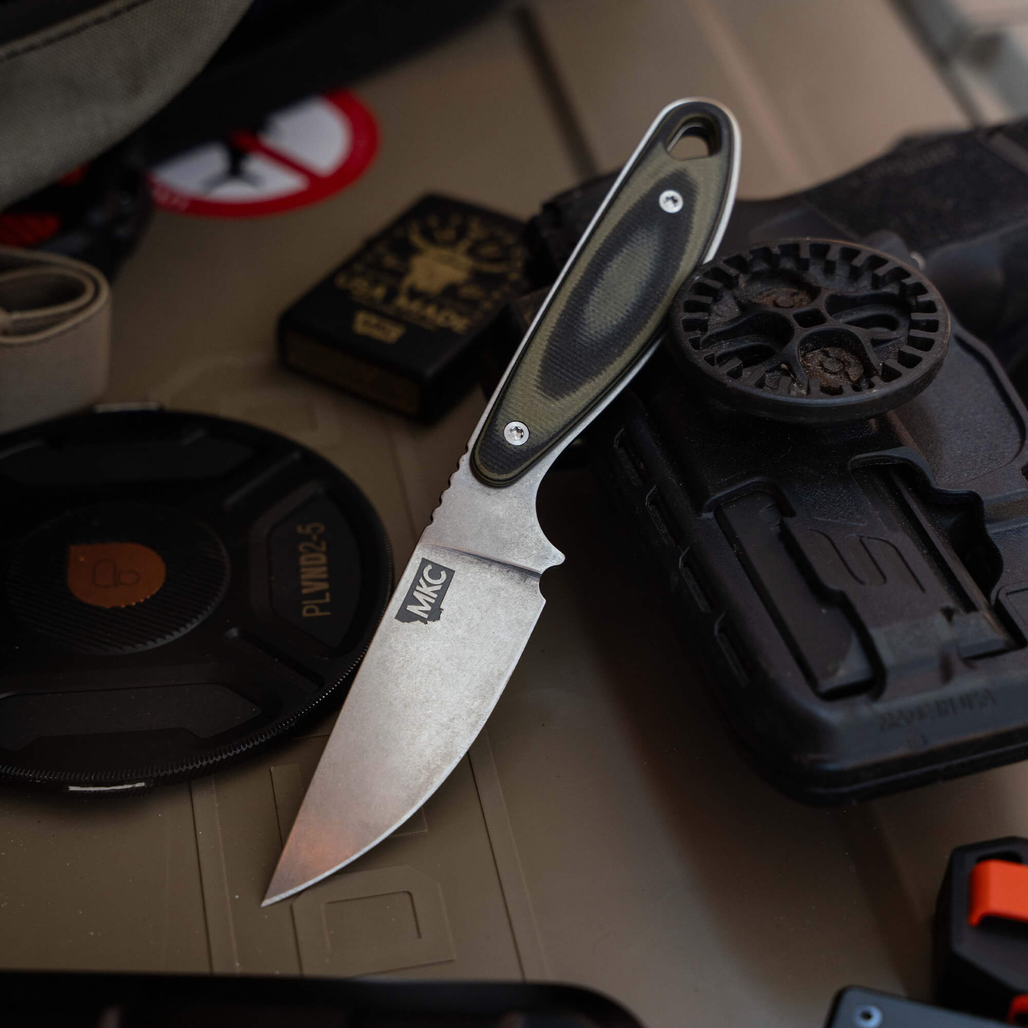 CASTLE ROCK - GREEN & BLACK