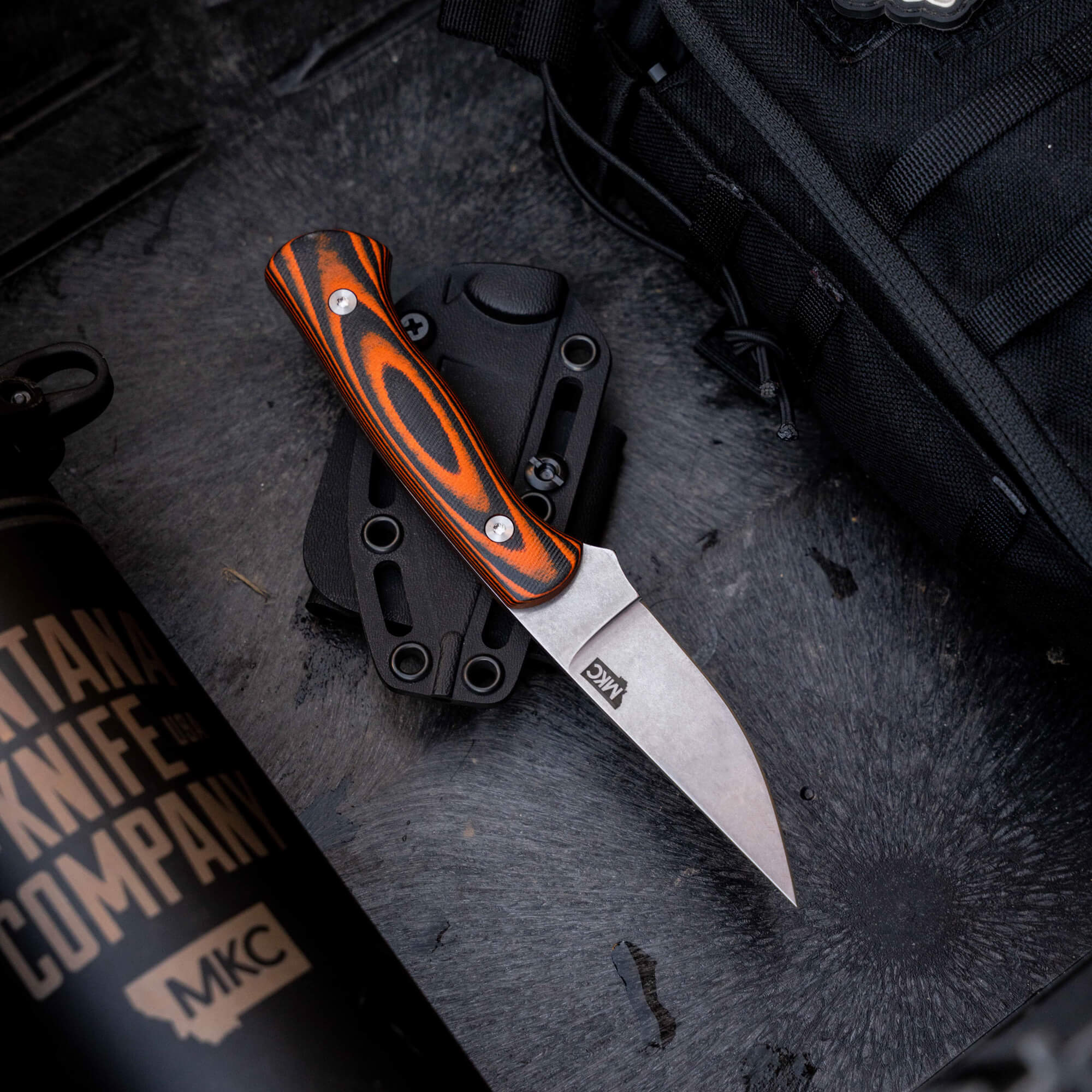 MAGNACUT BLACKFOOT 2.0 - ORANGE & BLACK