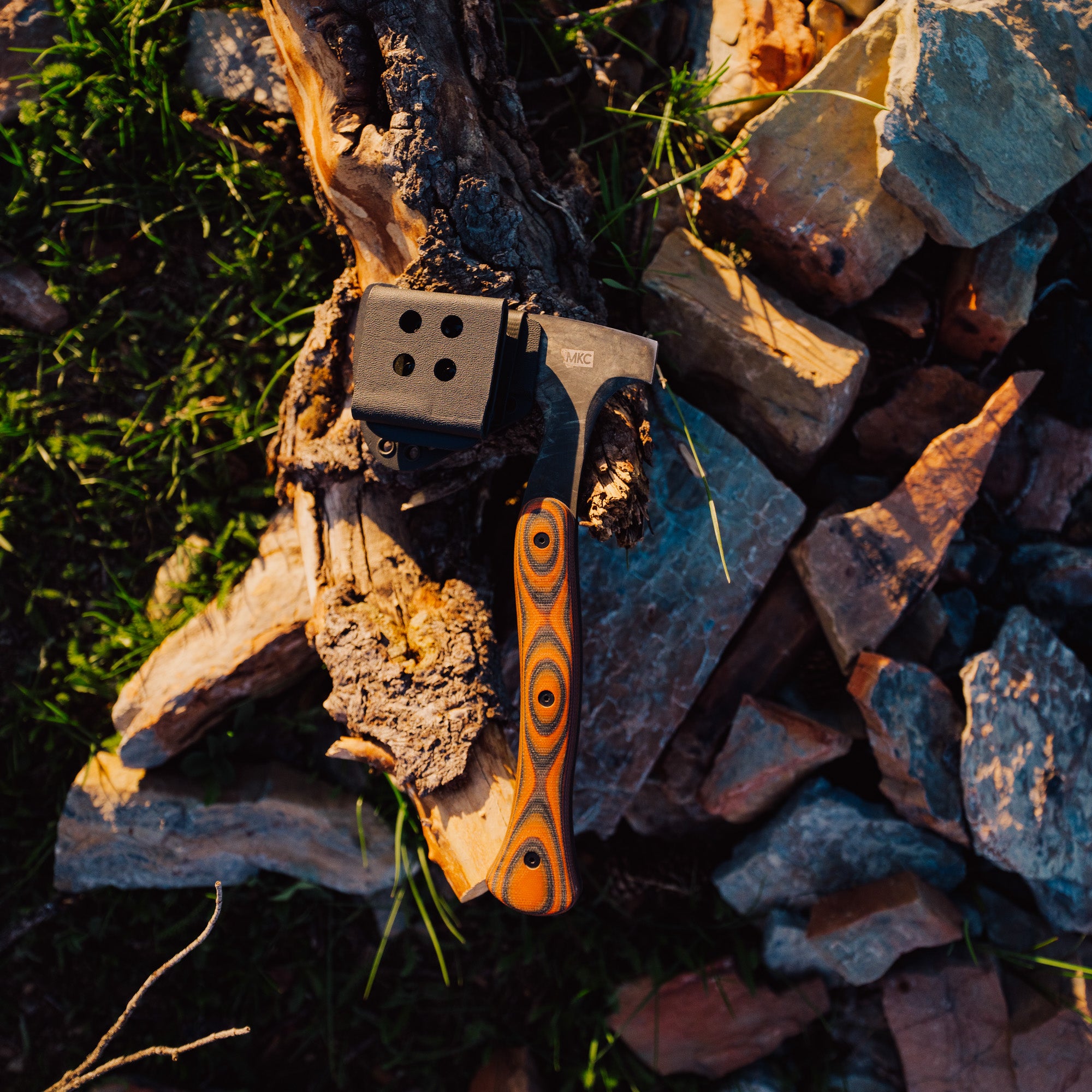 HELLGATE HATCHET - ORANGE & BLACK