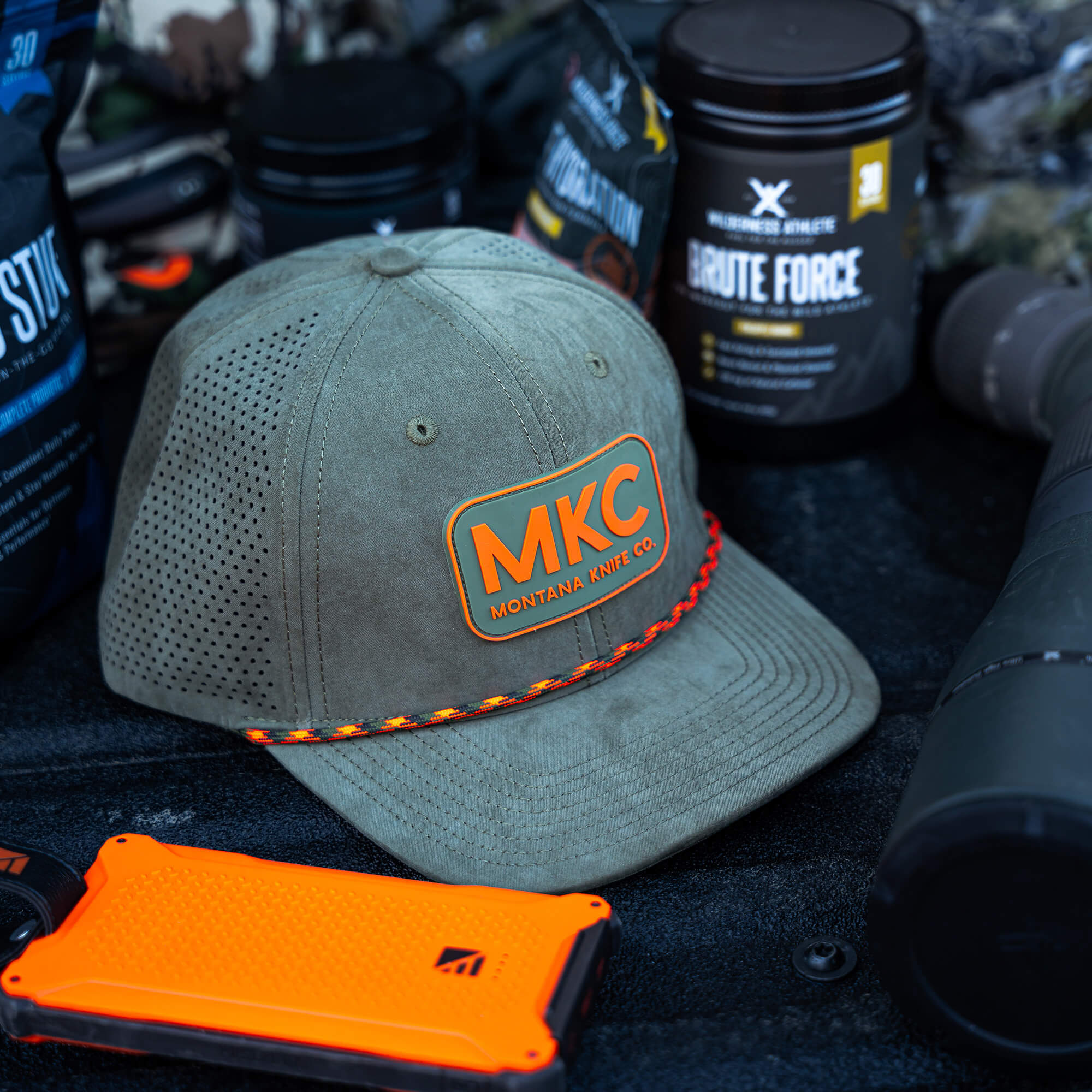 MKC PERFORMANCE SNAPBACK - OLIVE