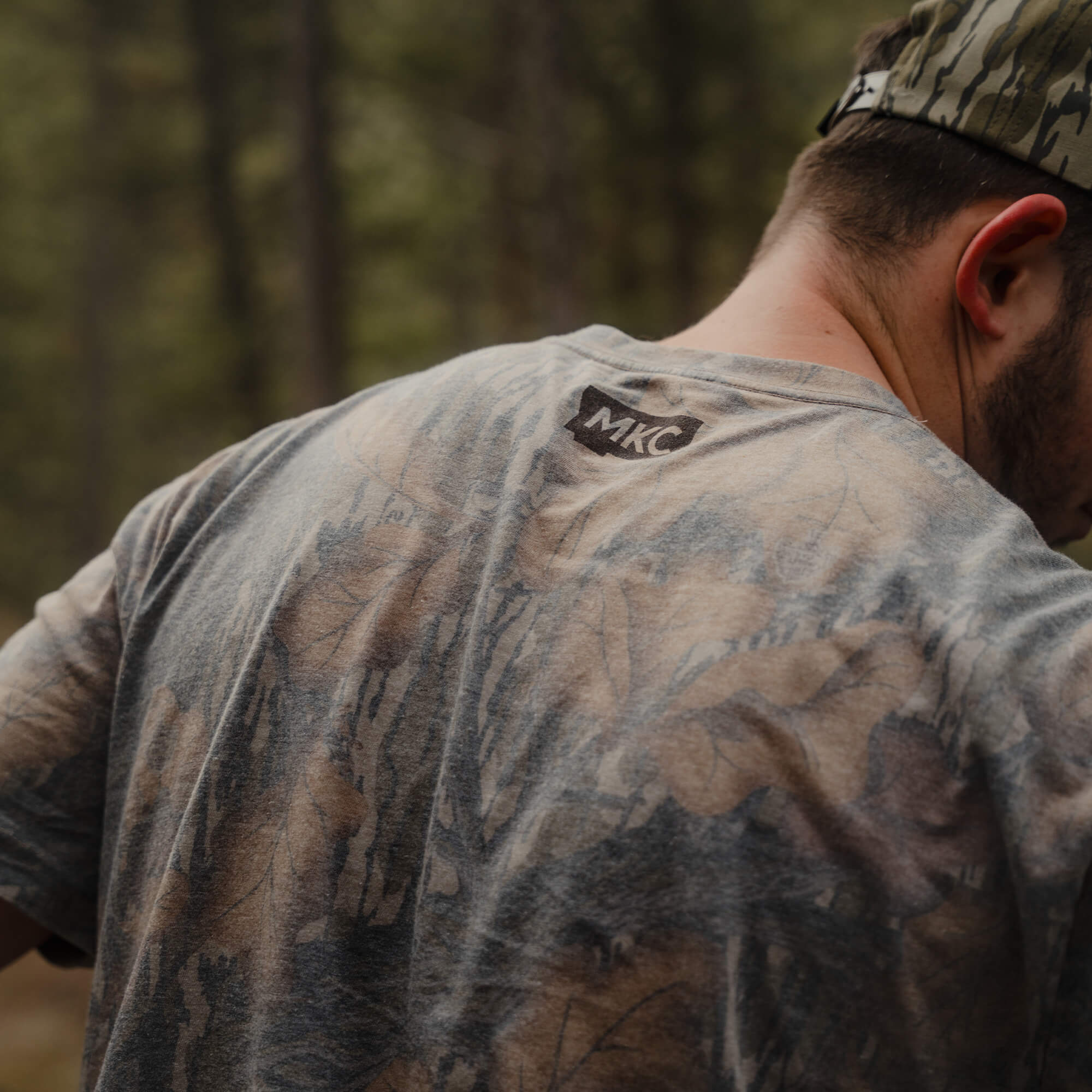 MKC x MOSSY OAK WASHED TEE - FALL FOLIAGE