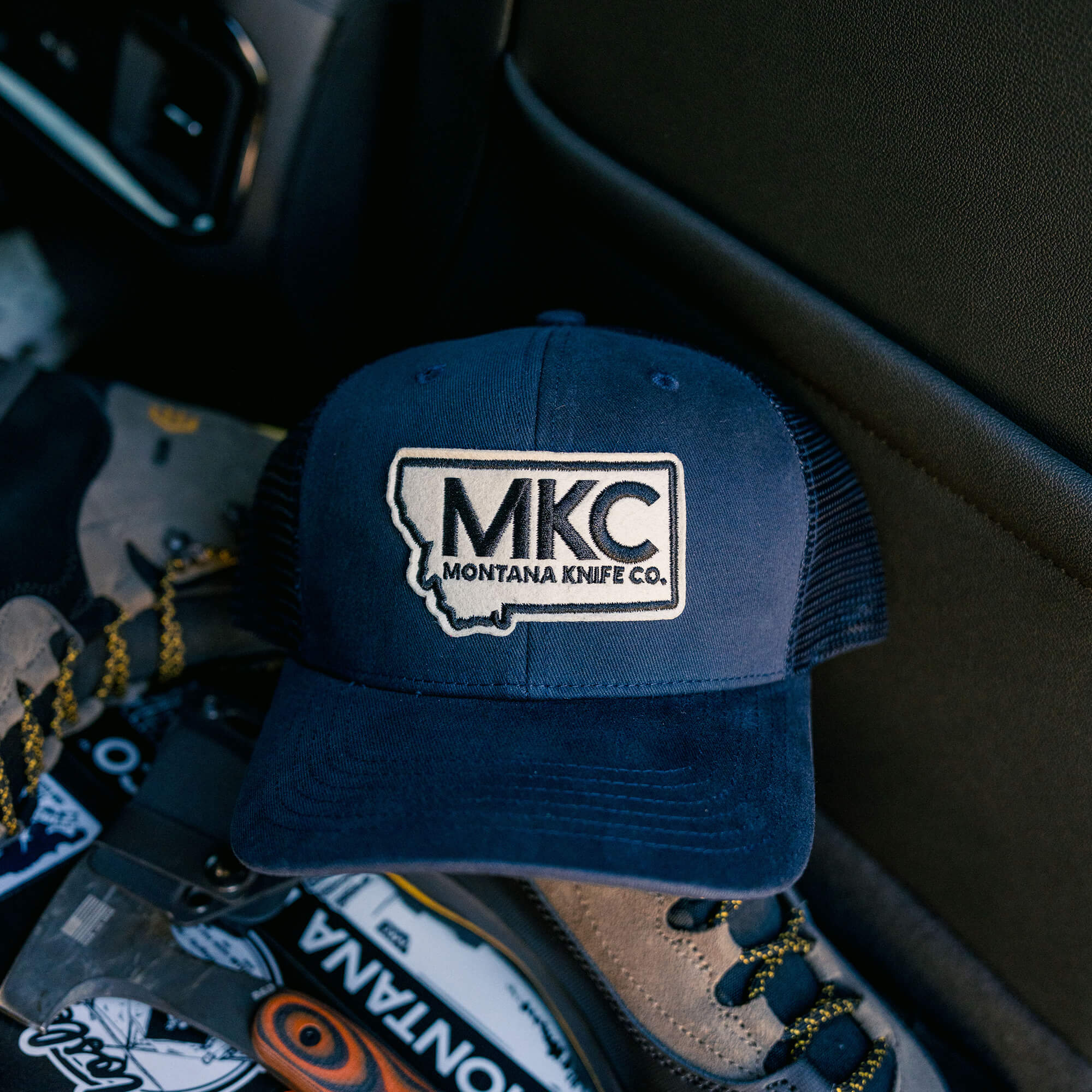 MKC EMBROIDERED FELT PATCH SNAPBACK - NAVY