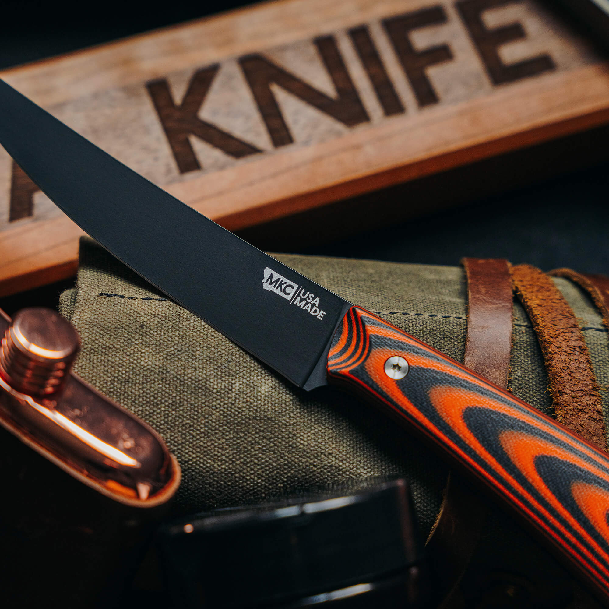 SAWTOOTH SLICER - ORANGE & BLACK