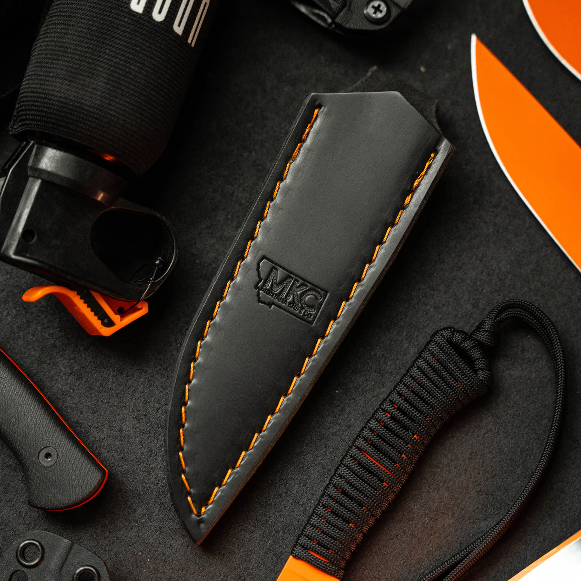 BLACK/ORANGE SPEEDGOAT 2.0 LEATHER SHEATH - VERTICAL BELT CARRY