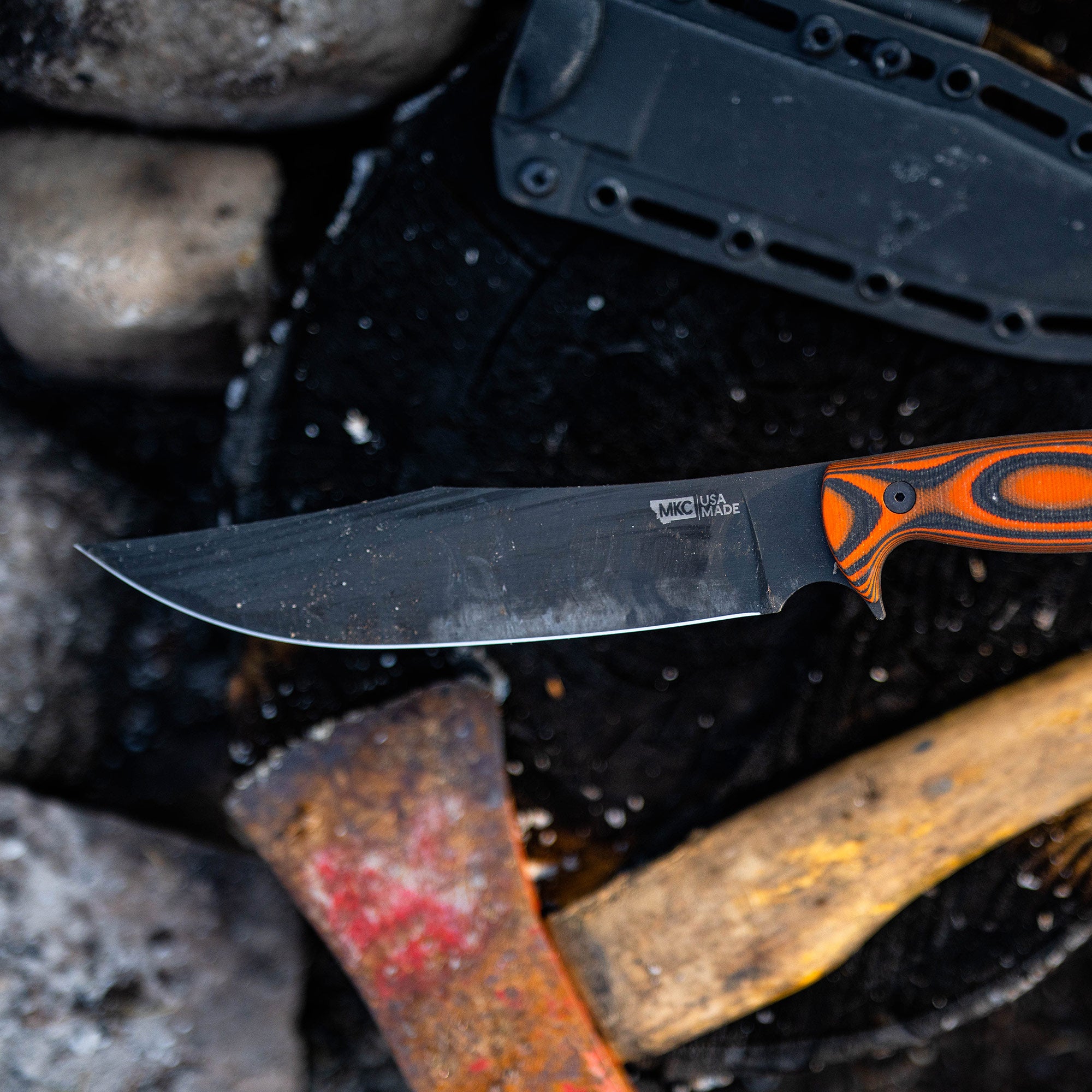 THE MARSHALL BUSHCRAFT KNIFE - ORANGE & BLACK