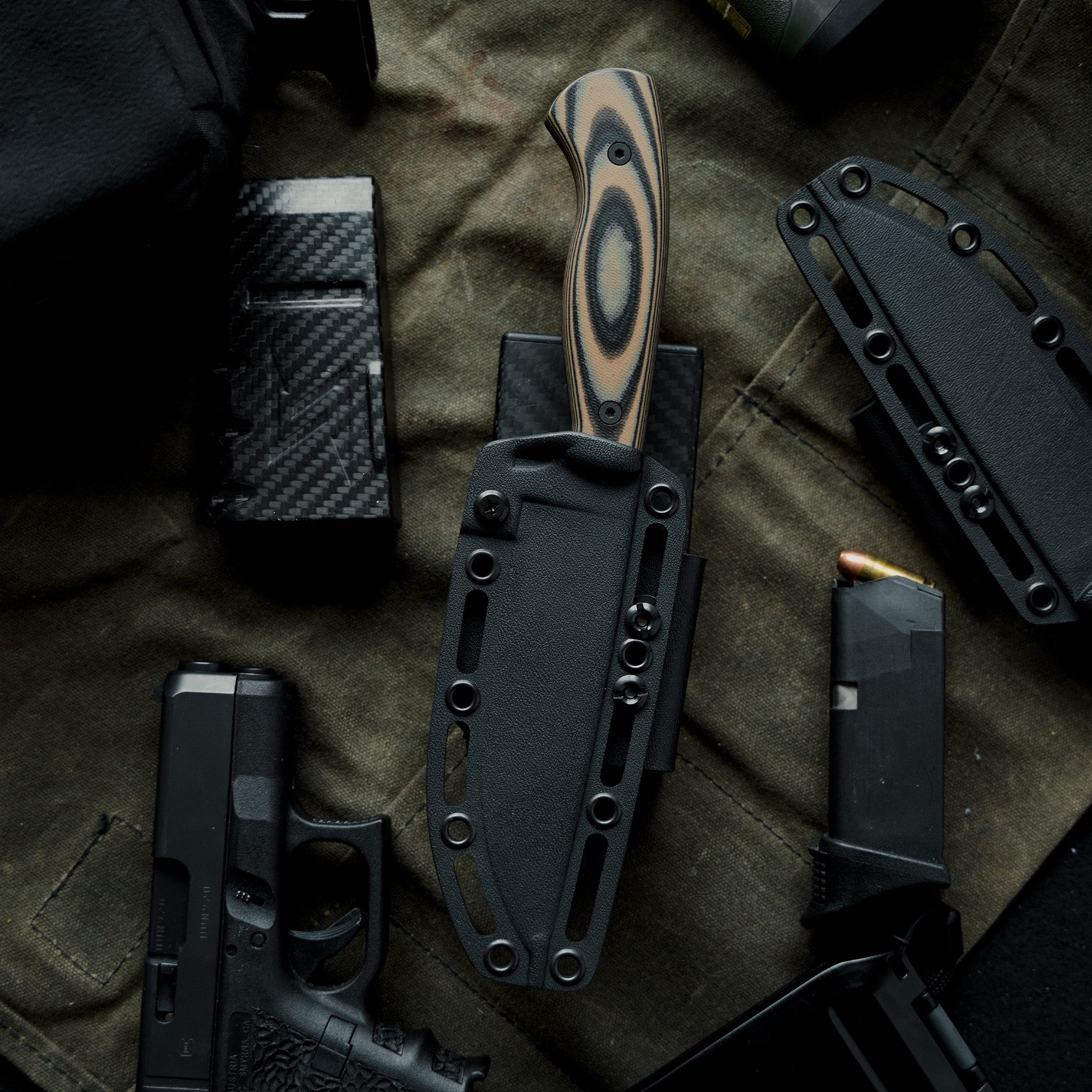 SUPER CUB - DROP POINT HUNTER - TAN & BLACK