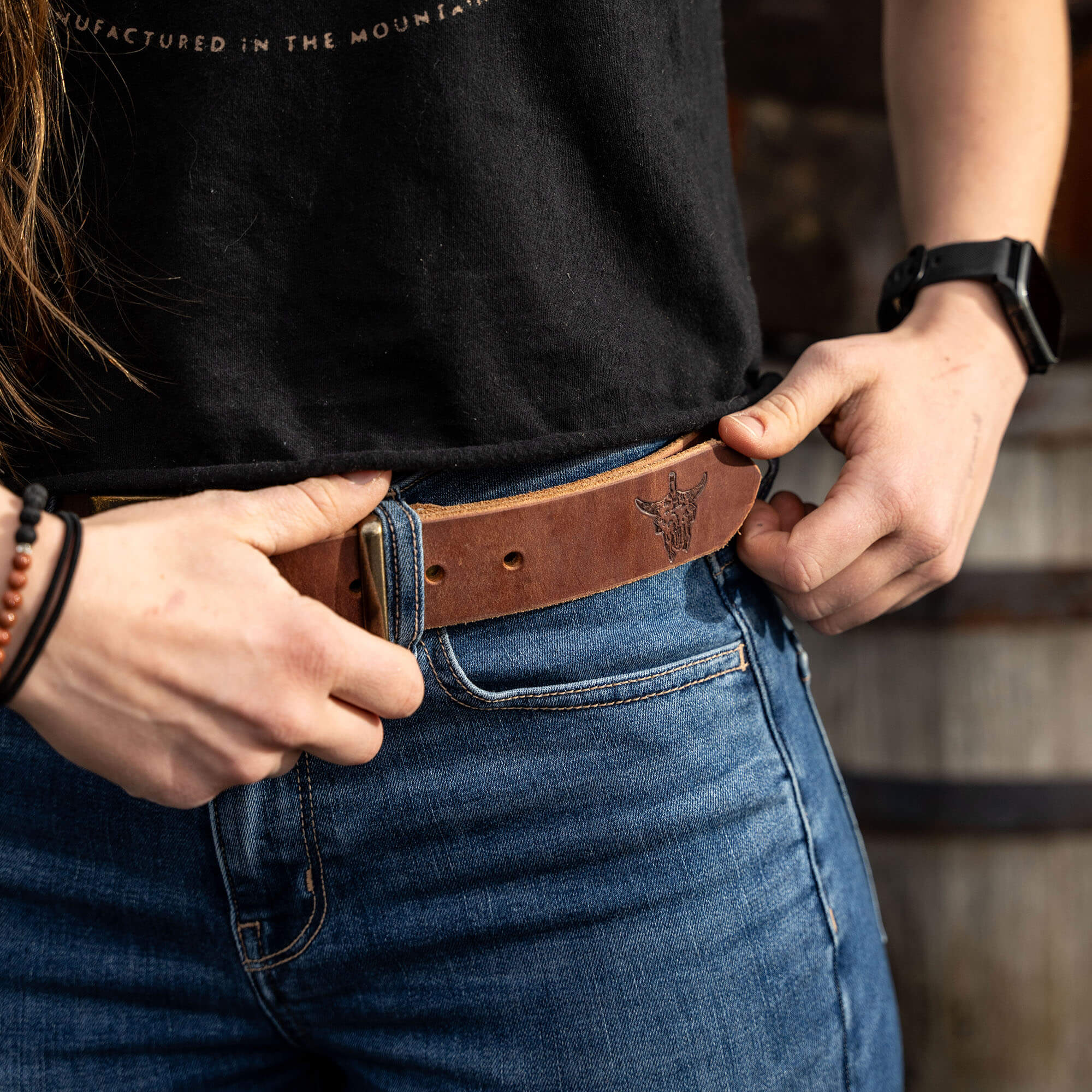 MKC LEATHER BELT - BROWN