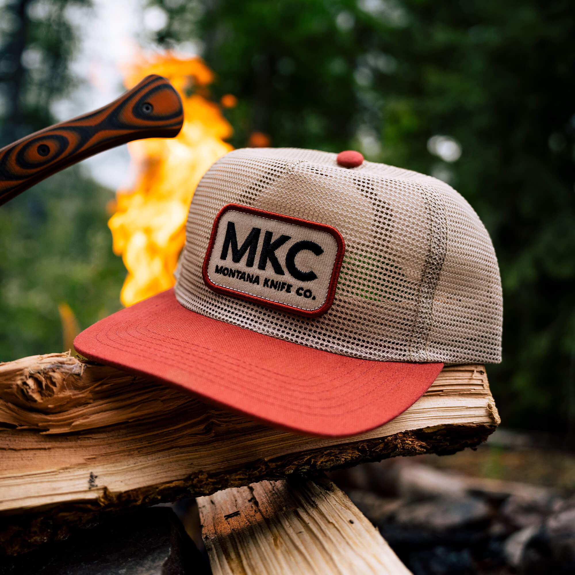 MKC MESH LOGO HAT - KHAKI/CRIMSON