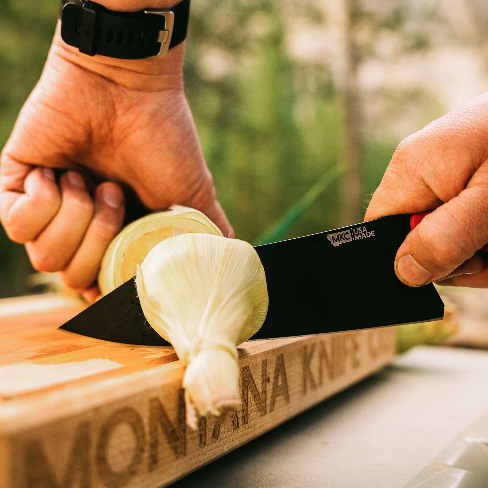 MKC CUTTING BOARD - LIGHT WOOD FINISH