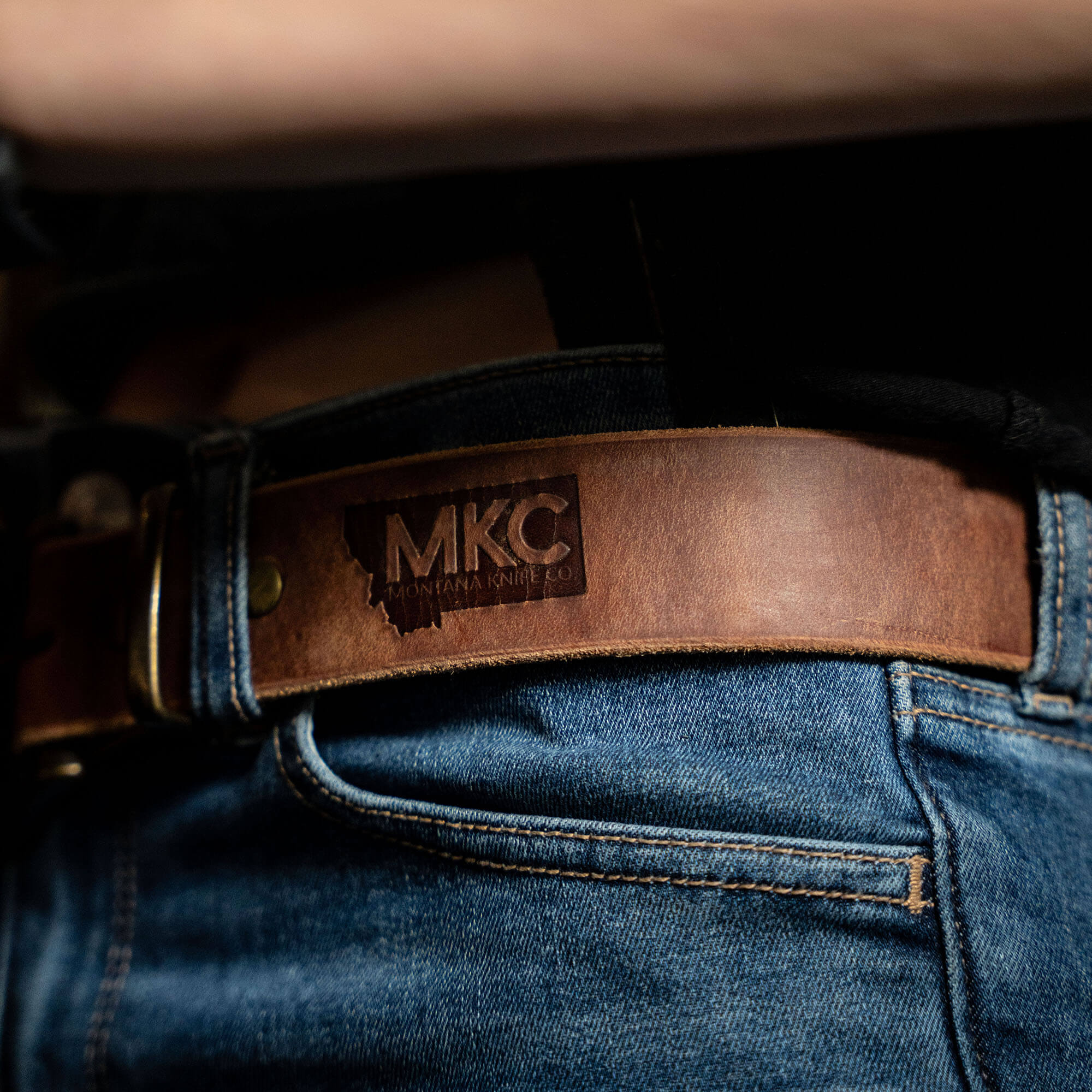 MKC LEATHER BELT - BROWN