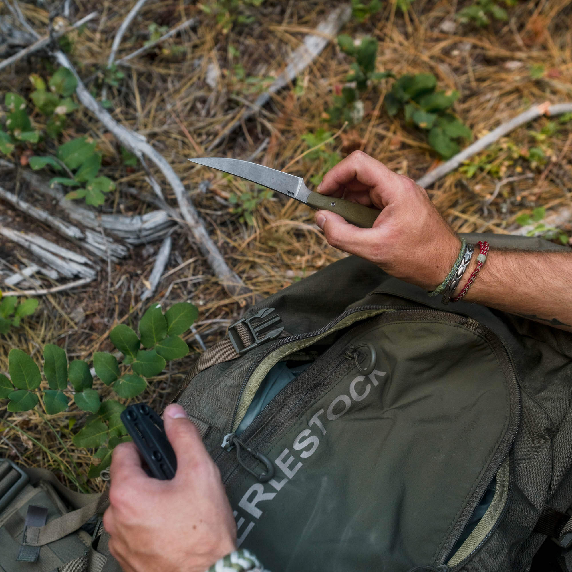 FIELD BONING KNIFE - OLIVE