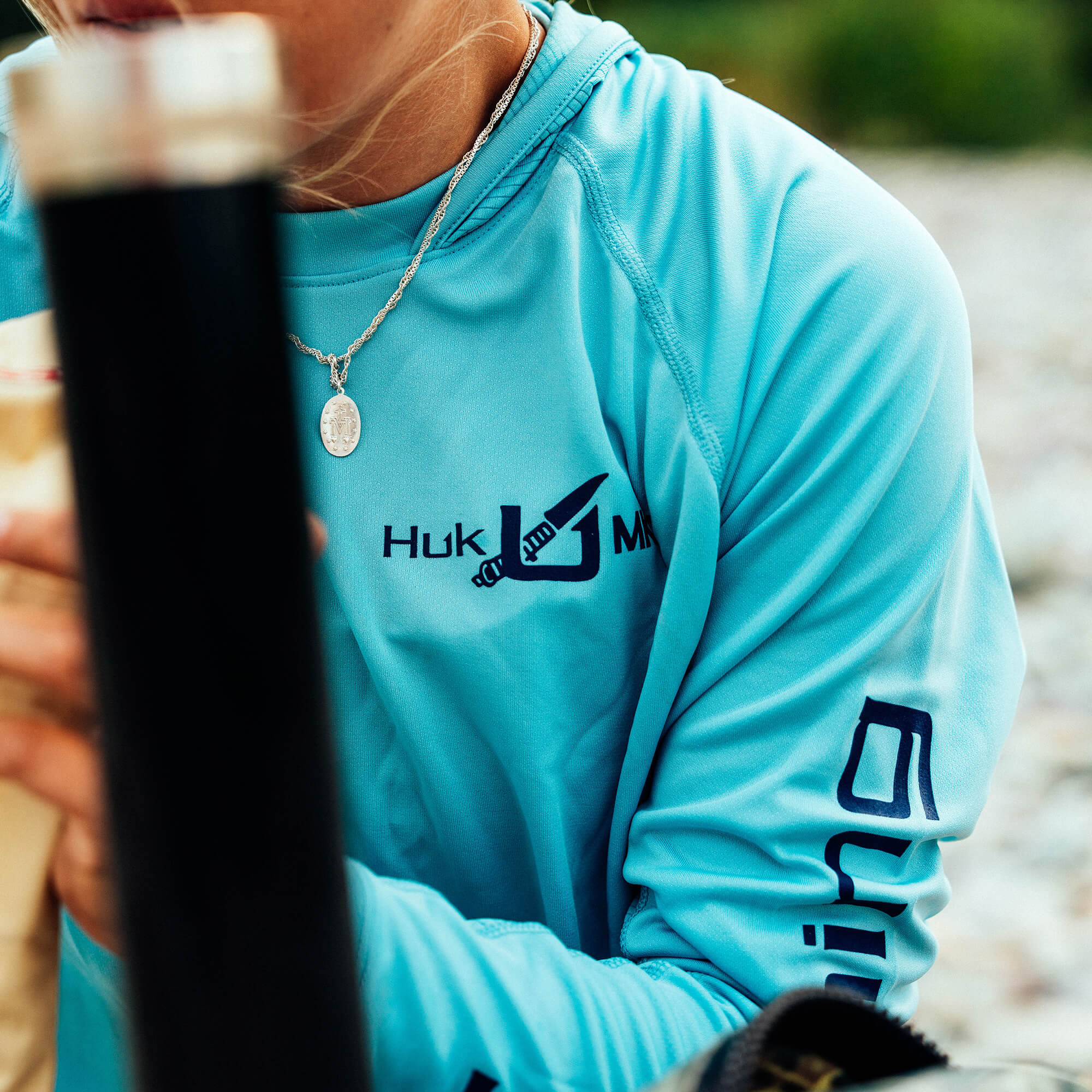 MKC x HUK PERFORMANCE HOODIE - MARINE BLUE