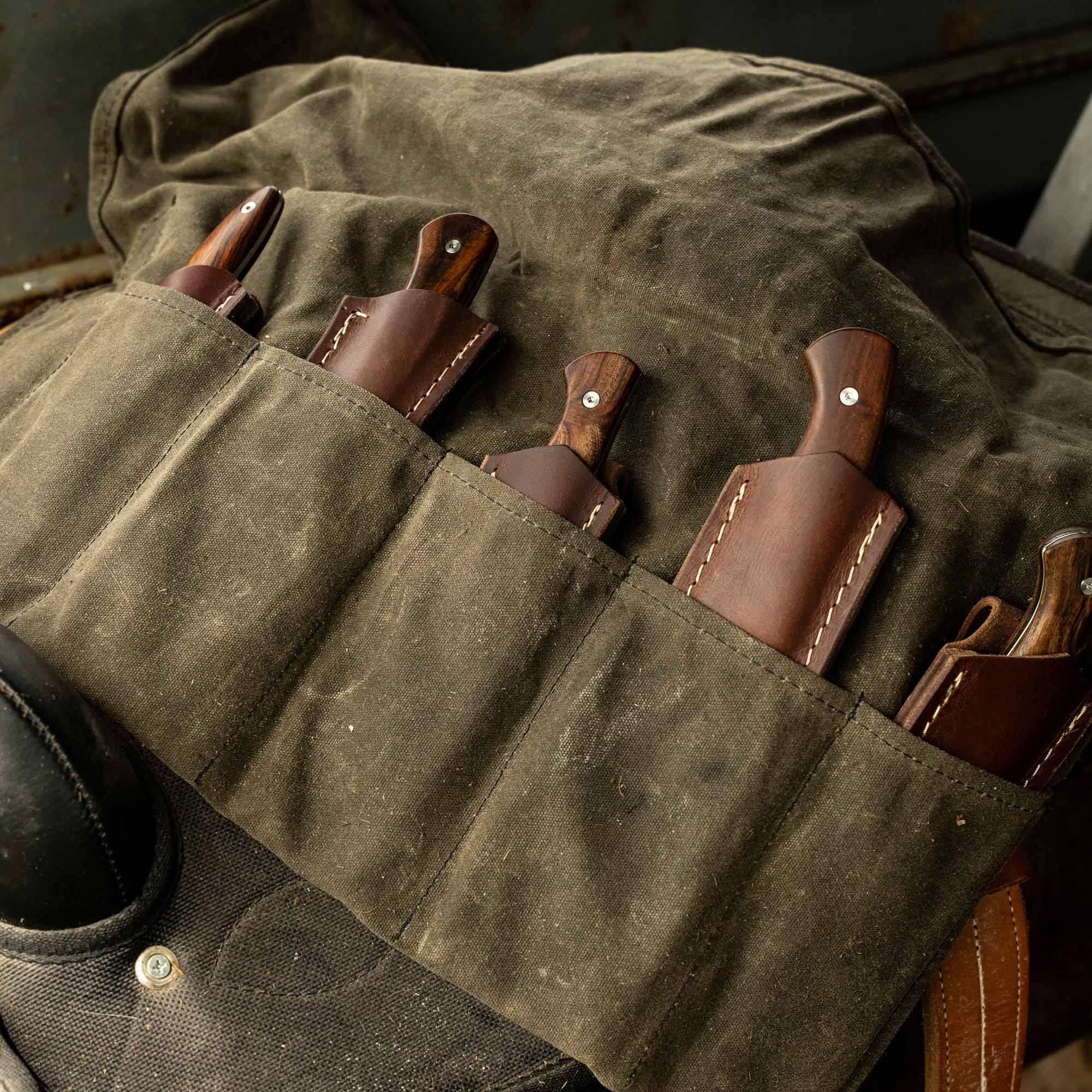TRADITIONS KNIVES - FULL SET OF 5