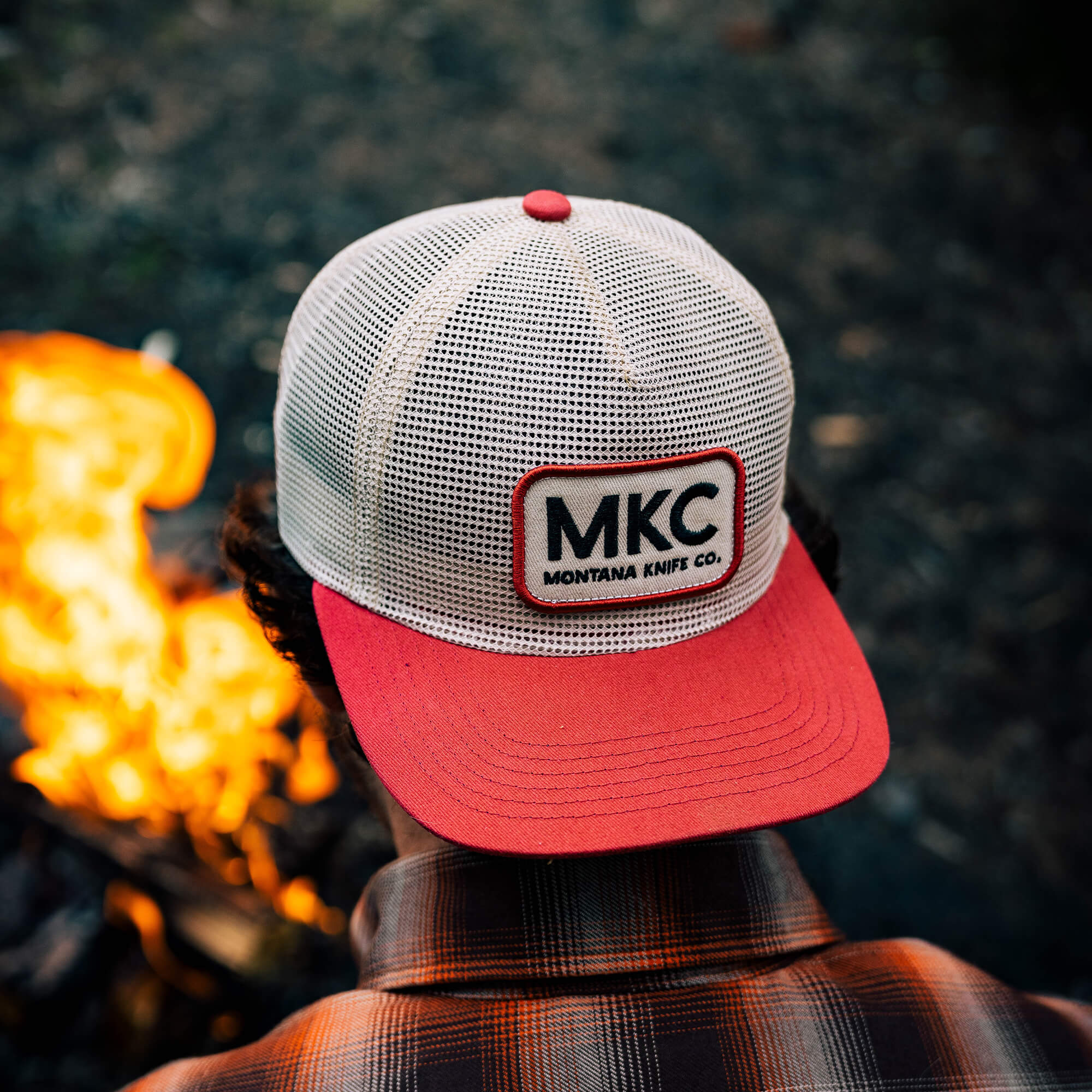 MKC MESH LOGO HAT - KHAKI/CRIMSON