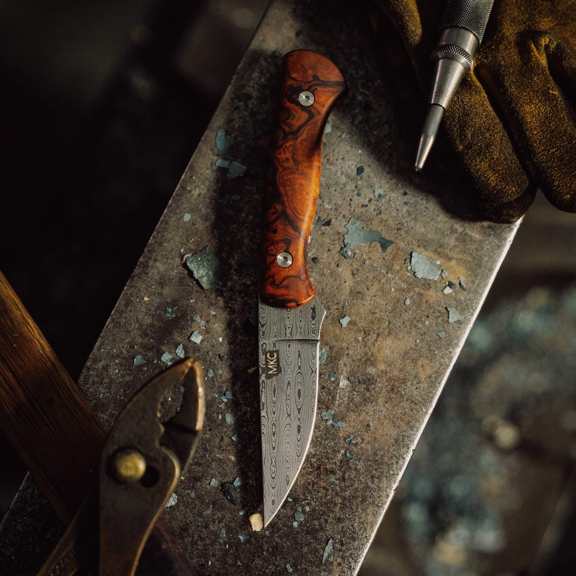 DAMASCUS BLACKFOOT