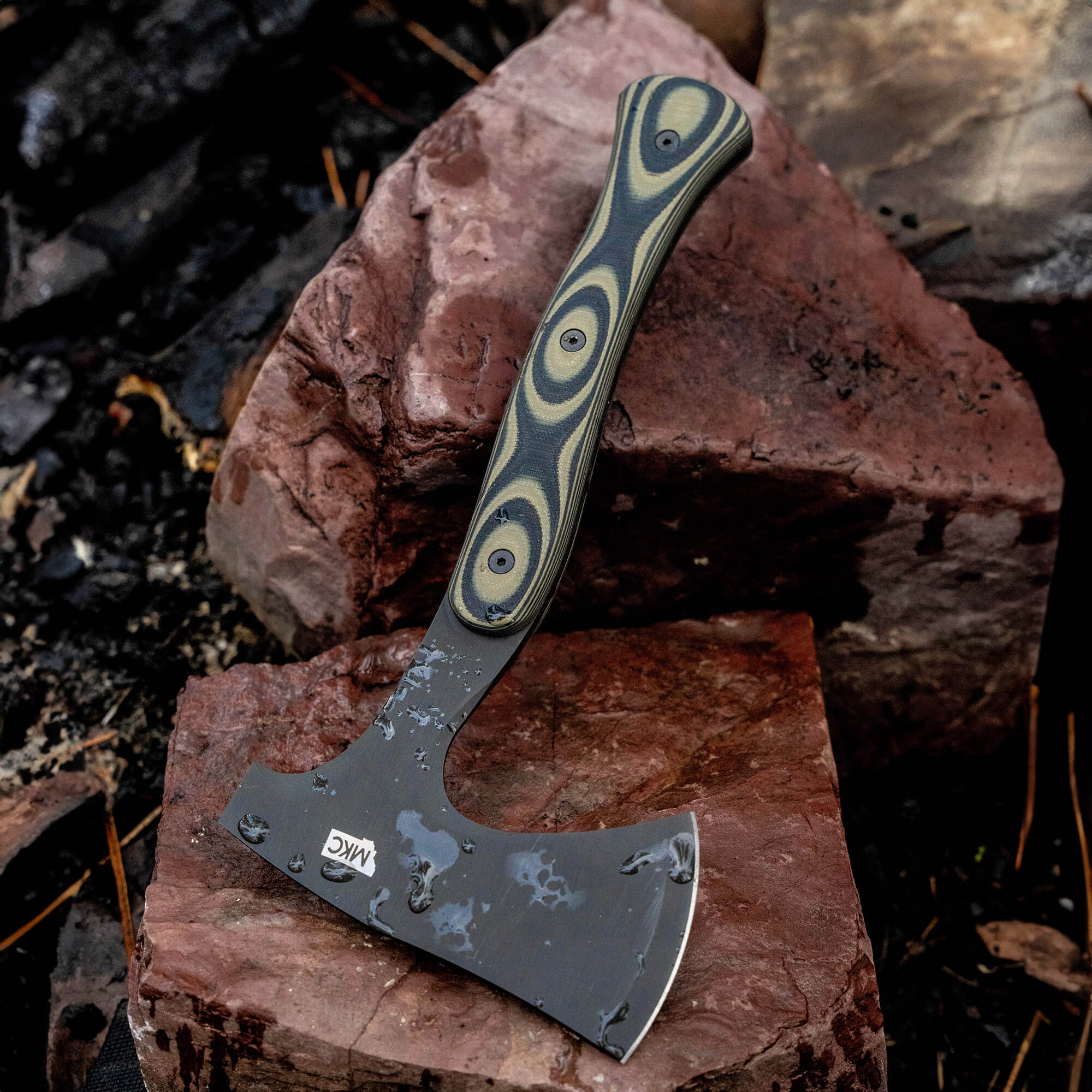 HELLGATE HATCHET - GREEN & BLACK