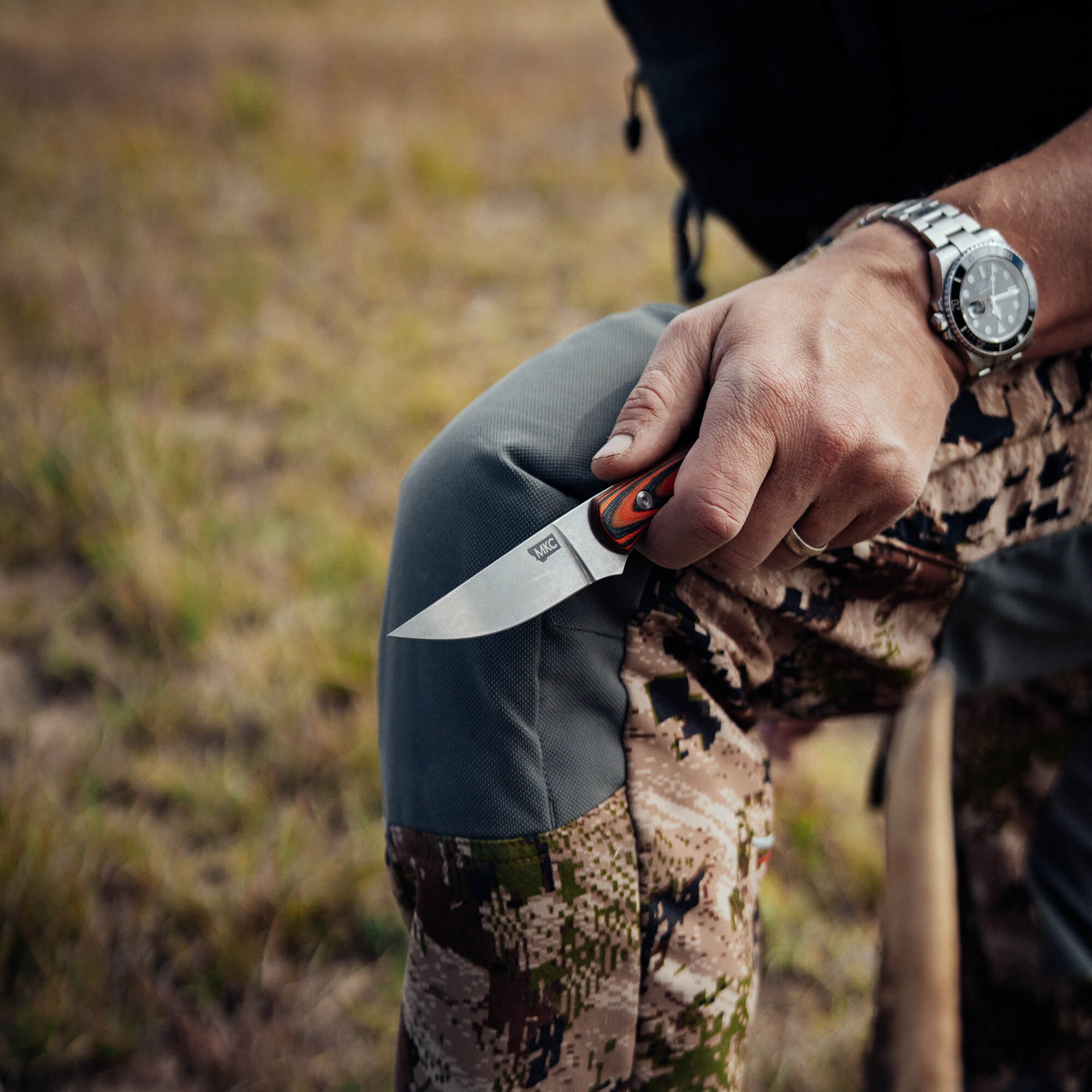 MAGNACUT BLACKFOOT 2.0 - ORANGE & BLACK