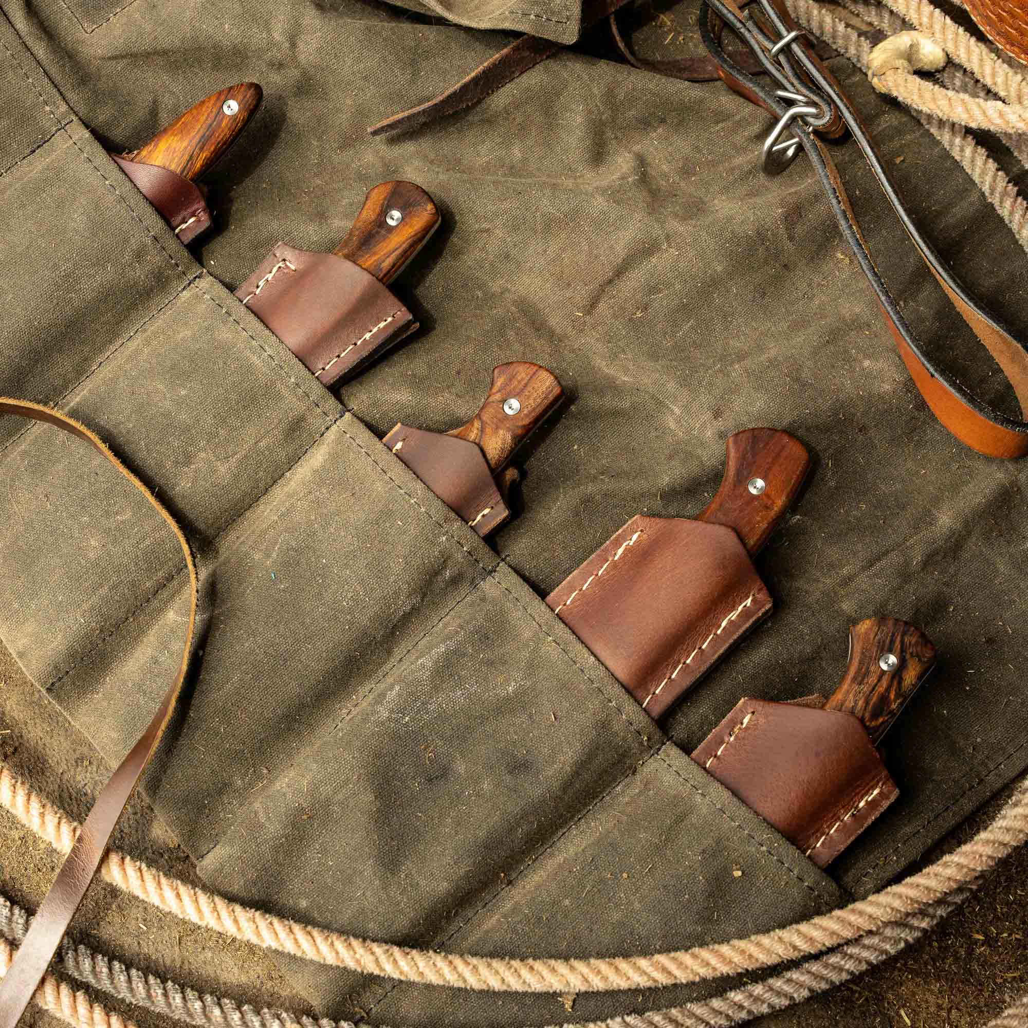 TRADITIONS KNIVES - FULL SET OF 5
