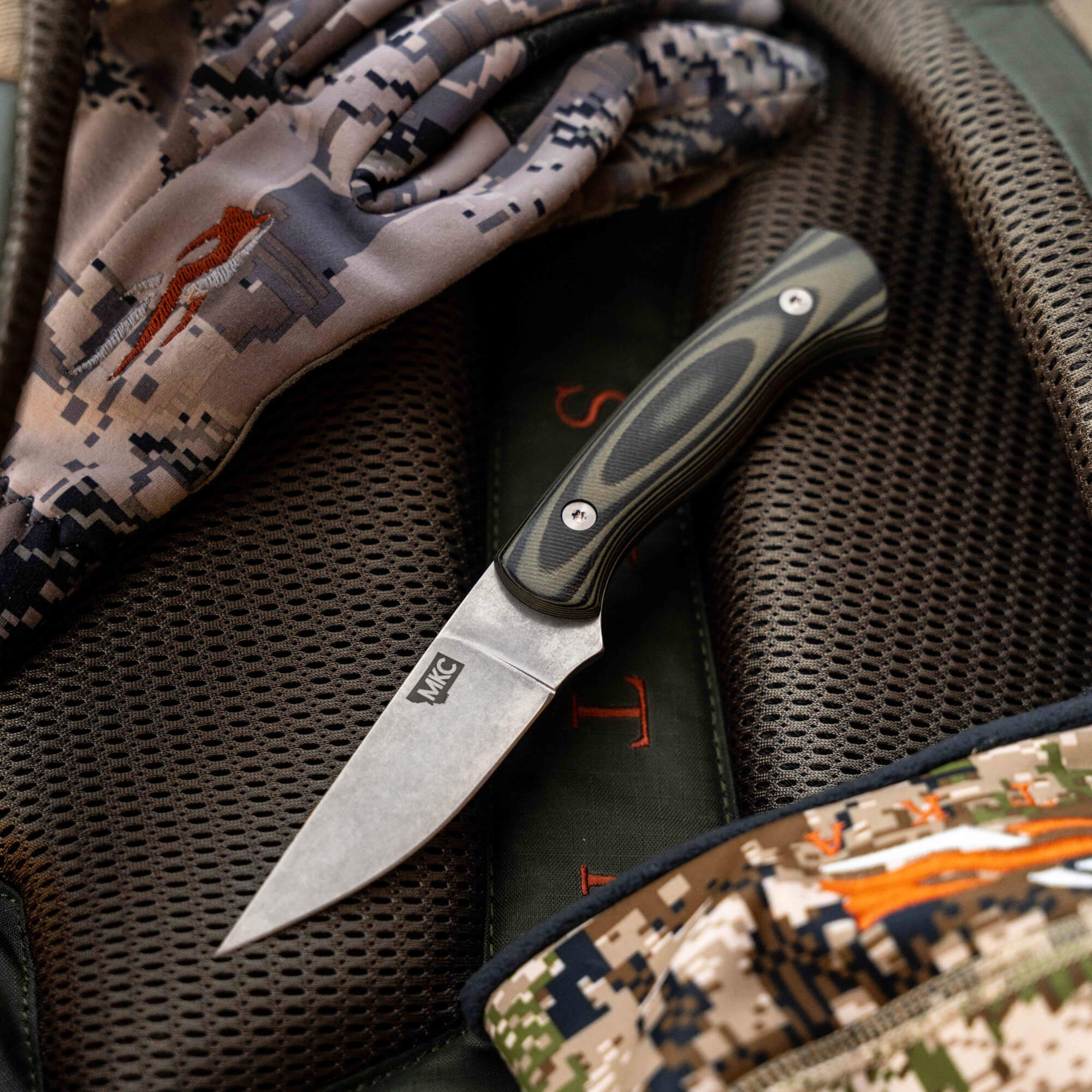 MAGNACUT BLACKFOOT 2.0 - GREEN & BLACK