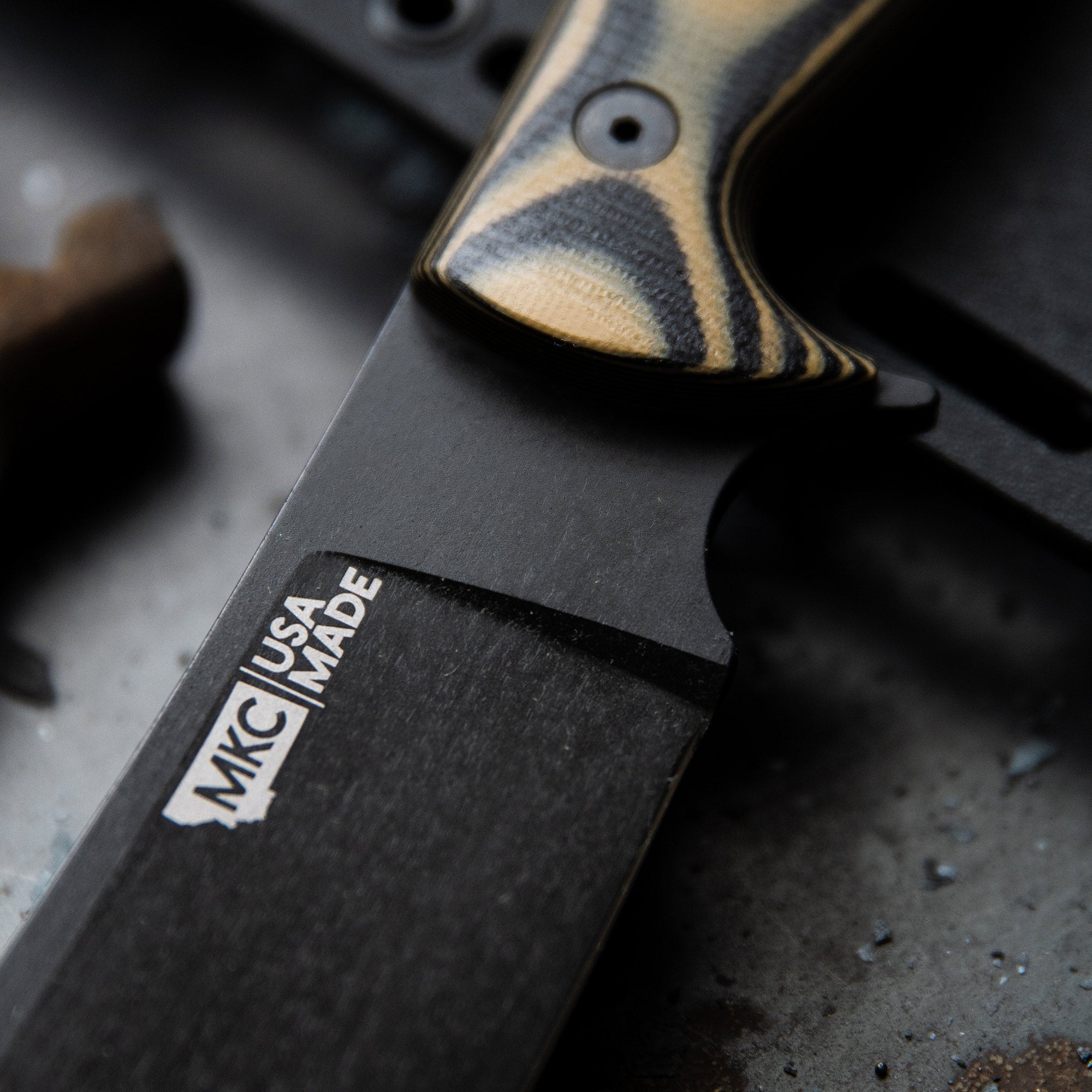 THE MARSHALL BUSHCRAFT KNIFE - TAN & BLACK