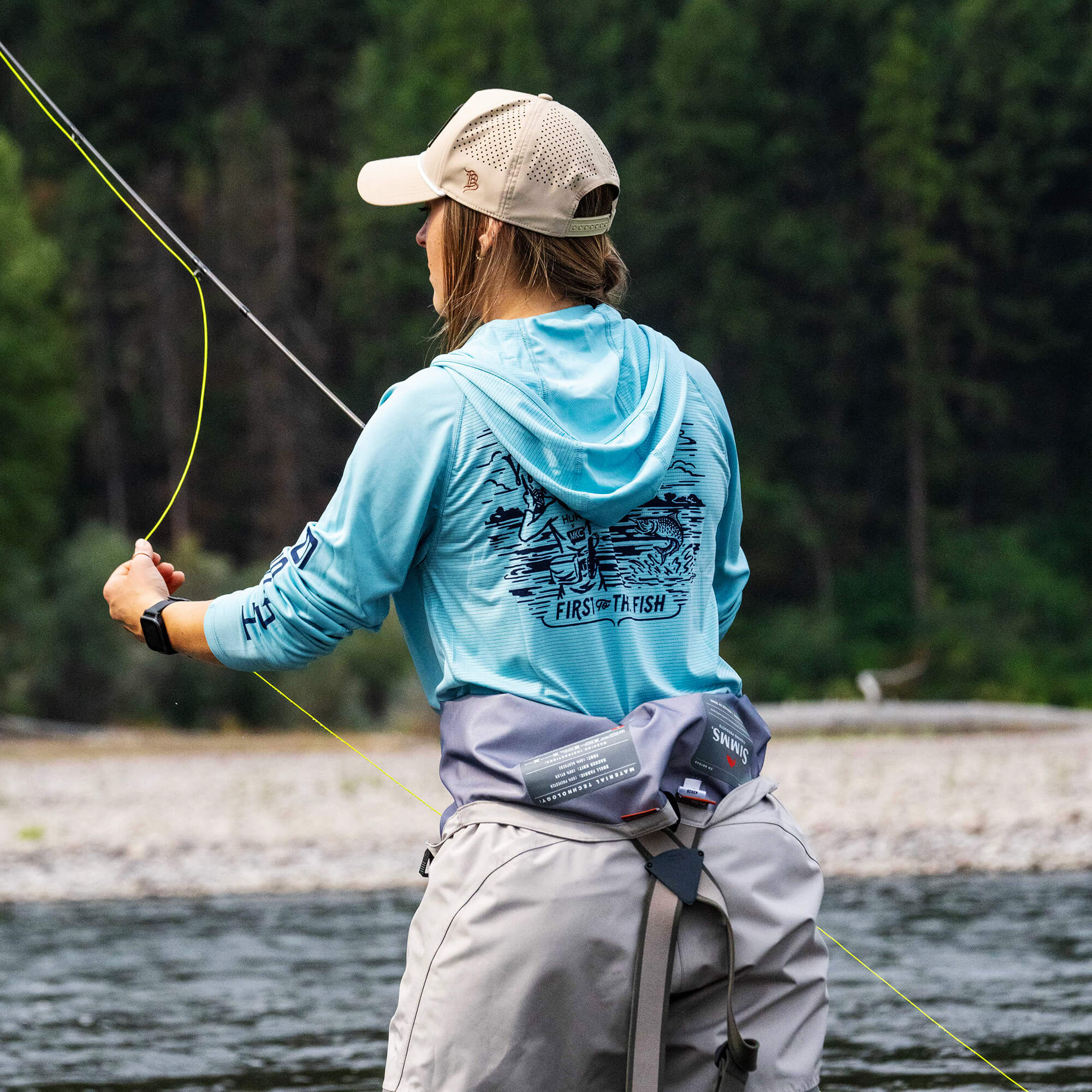 MKC x HUK PERFORMANCE HOODIE - MARINE BLUE