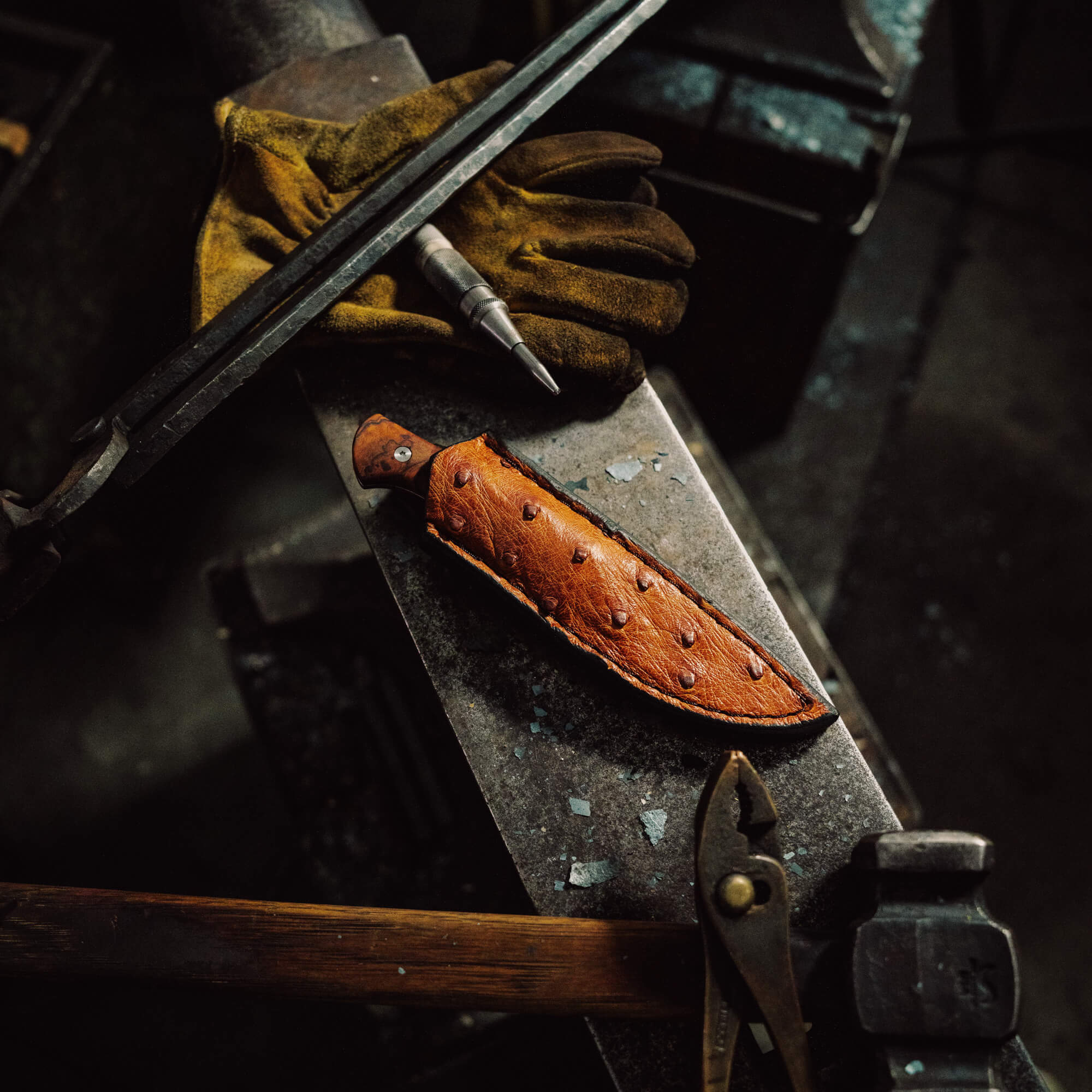 DAMASCUS BLACKFOOT