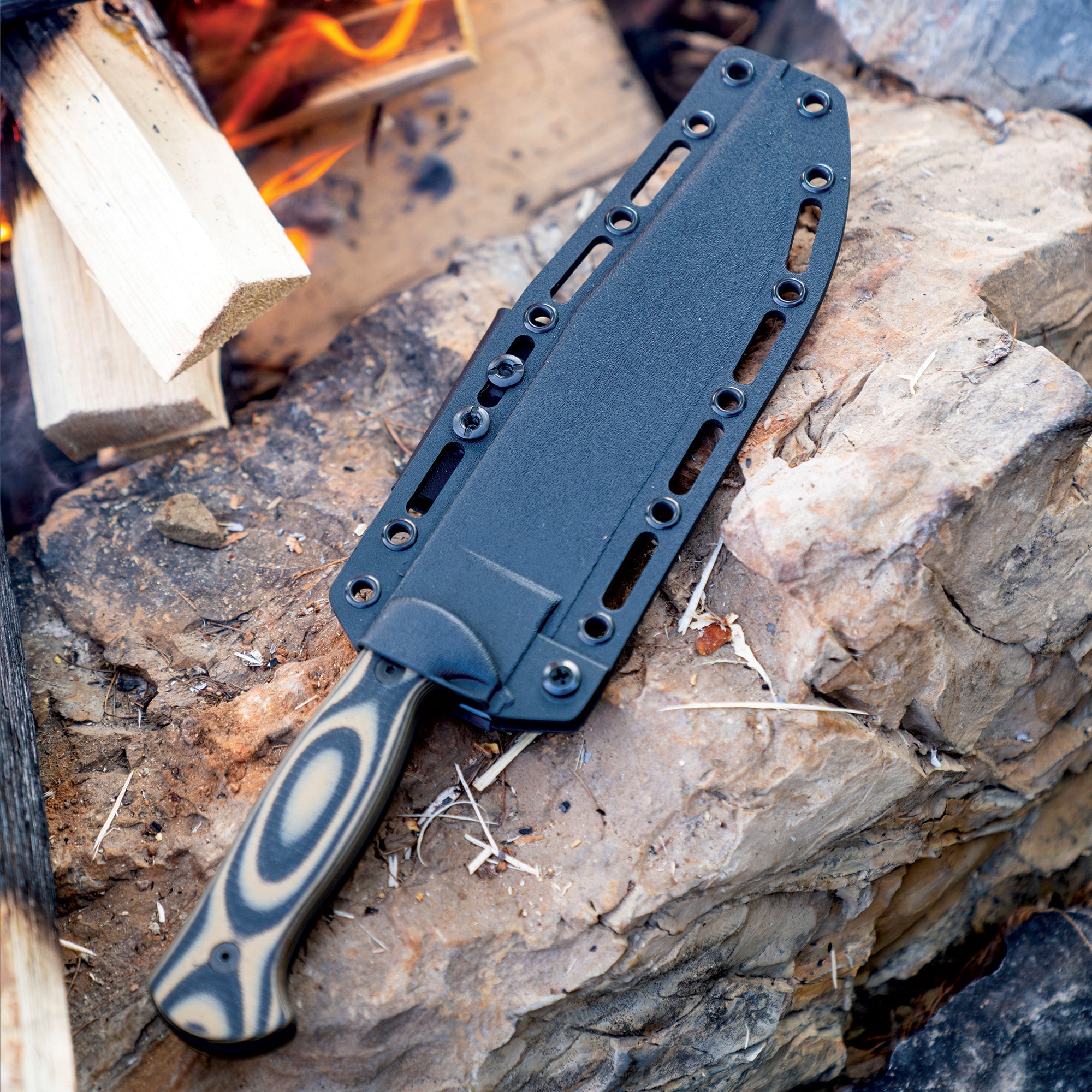 THE MARSHALL BUSHCRAFT KNIFE - TAN & BLACK