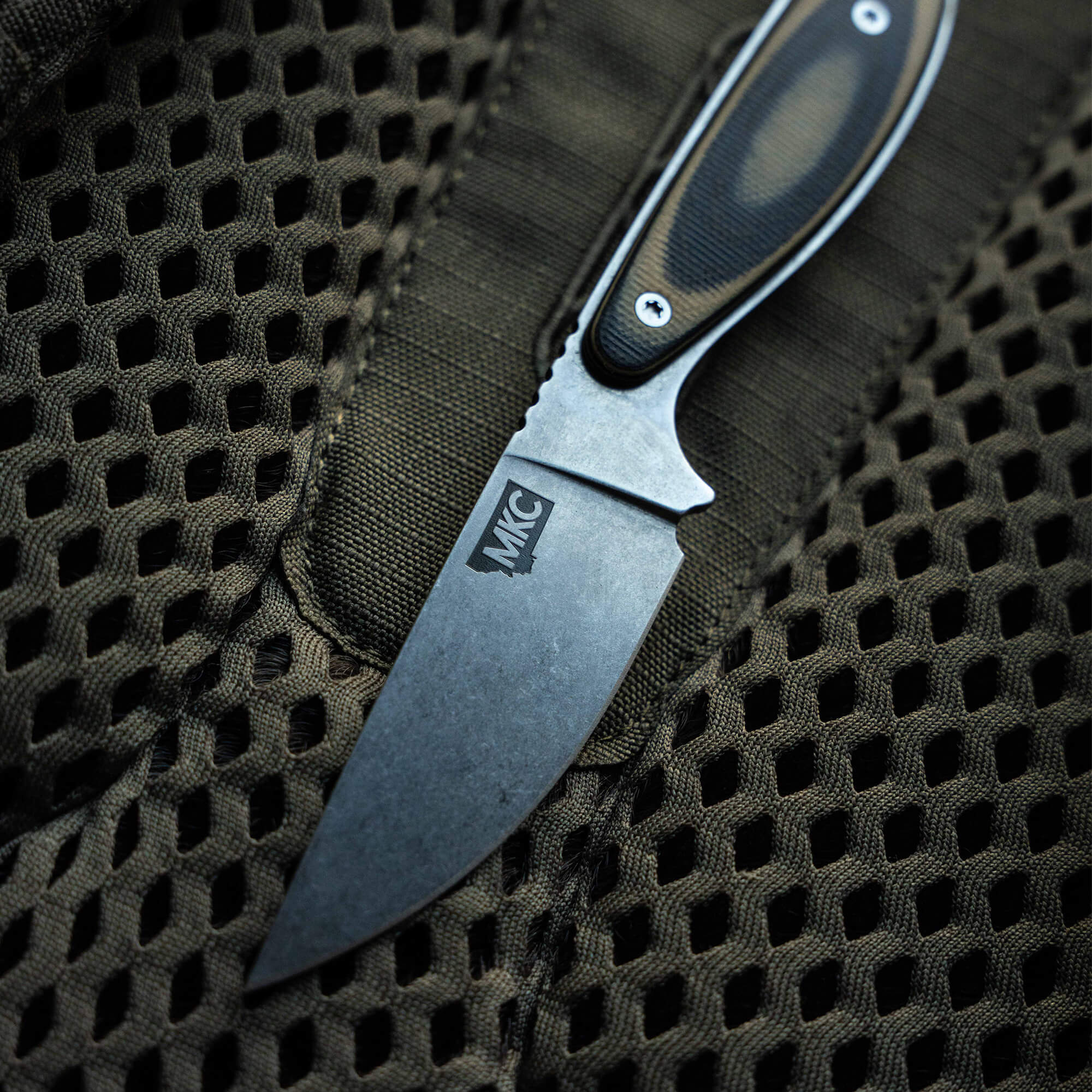 CASTLE ROCK - TAN & BLACK