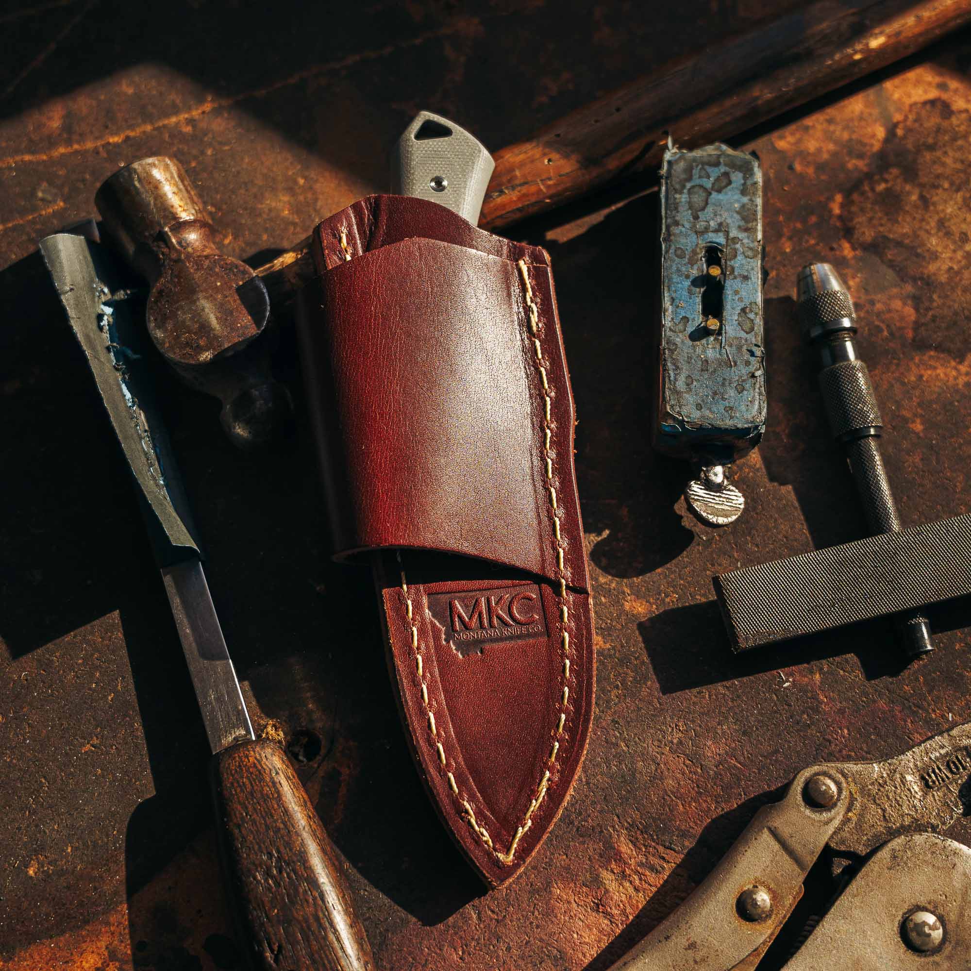 ROCKER LEATHER SHEATH - HORIZONTAL BELT CARRY