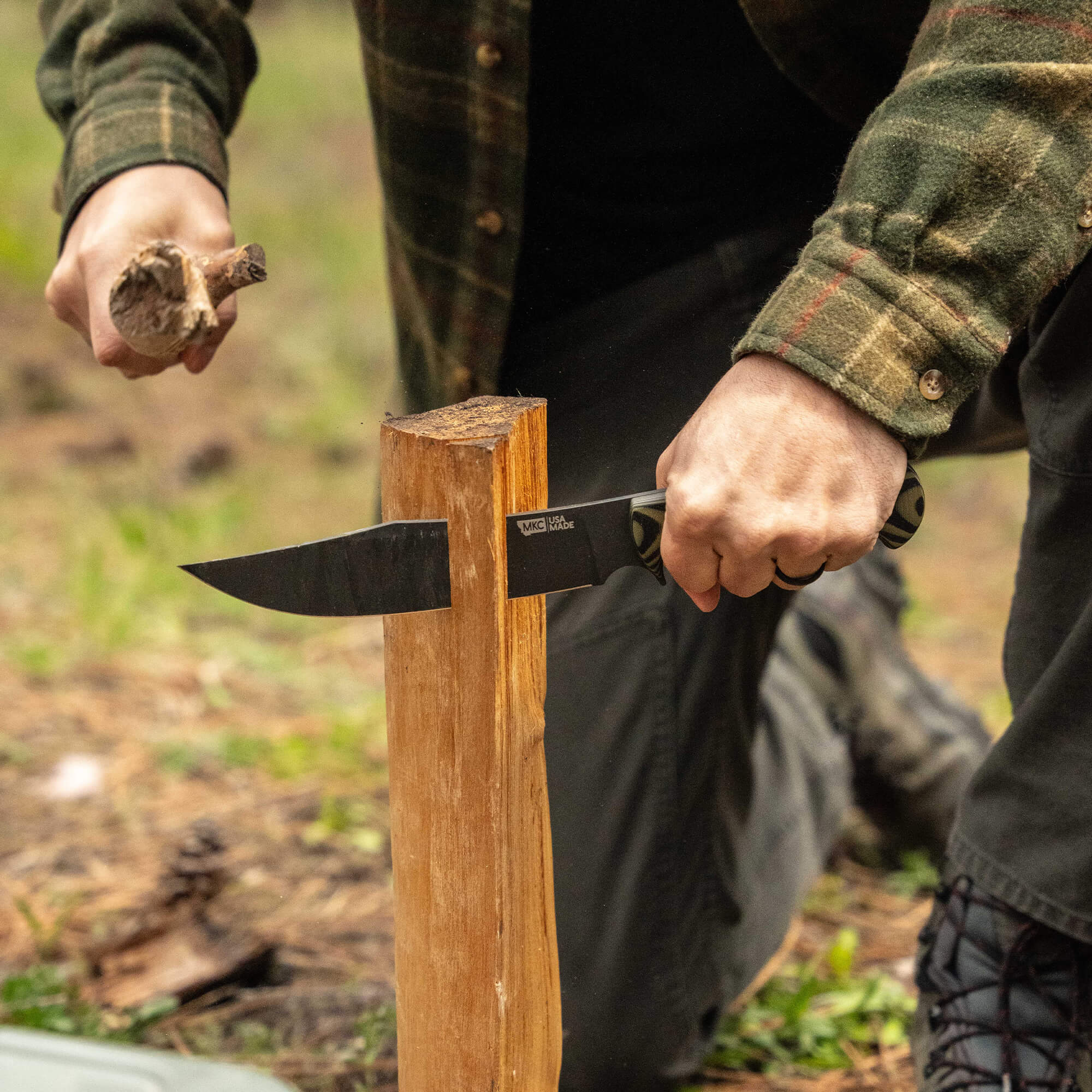 THE MARSHALL BUSHCRAFT KNIFE - GREEN & BLACK