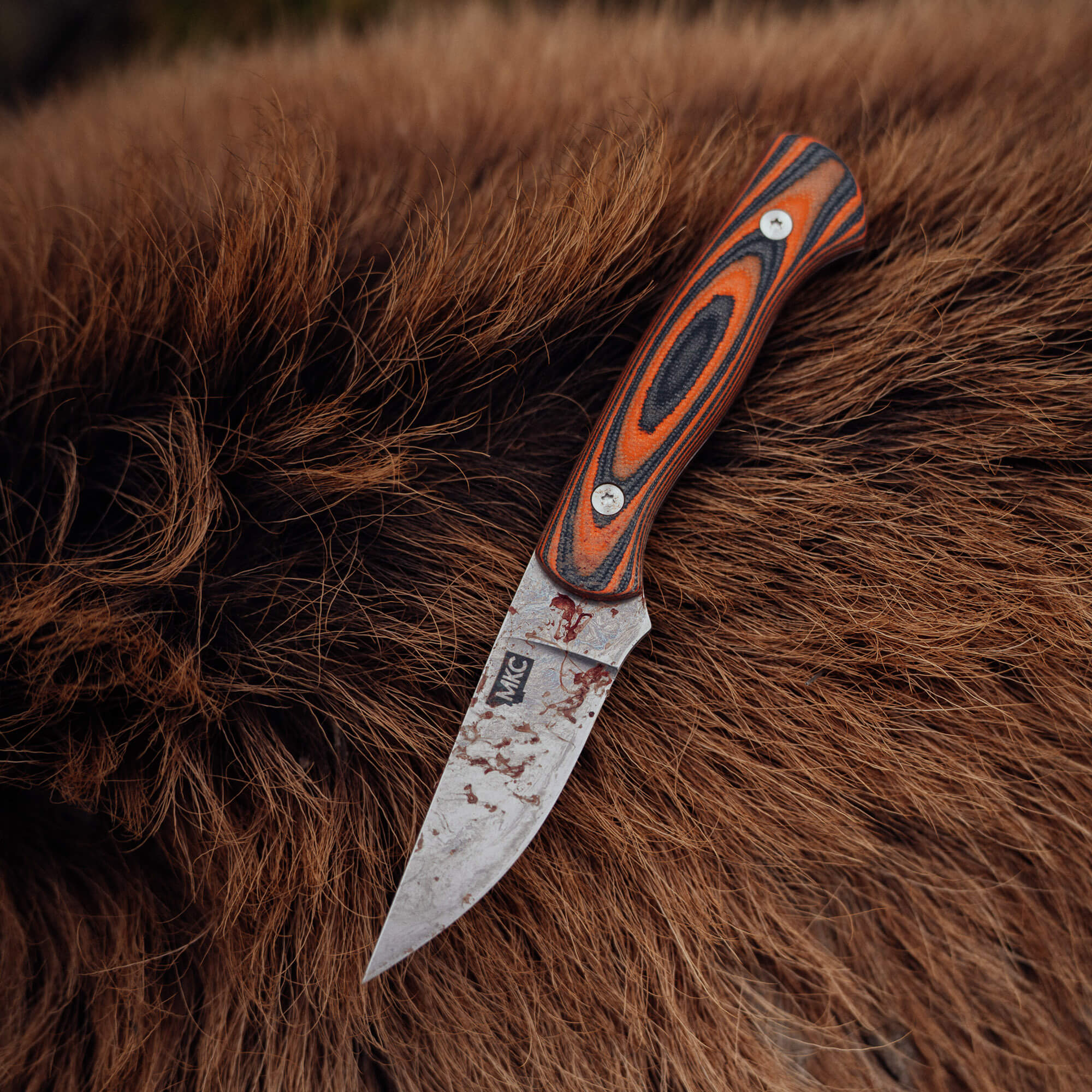 MAGNACUT BLACKFOOT 2.0 - ORANGE & BLACK