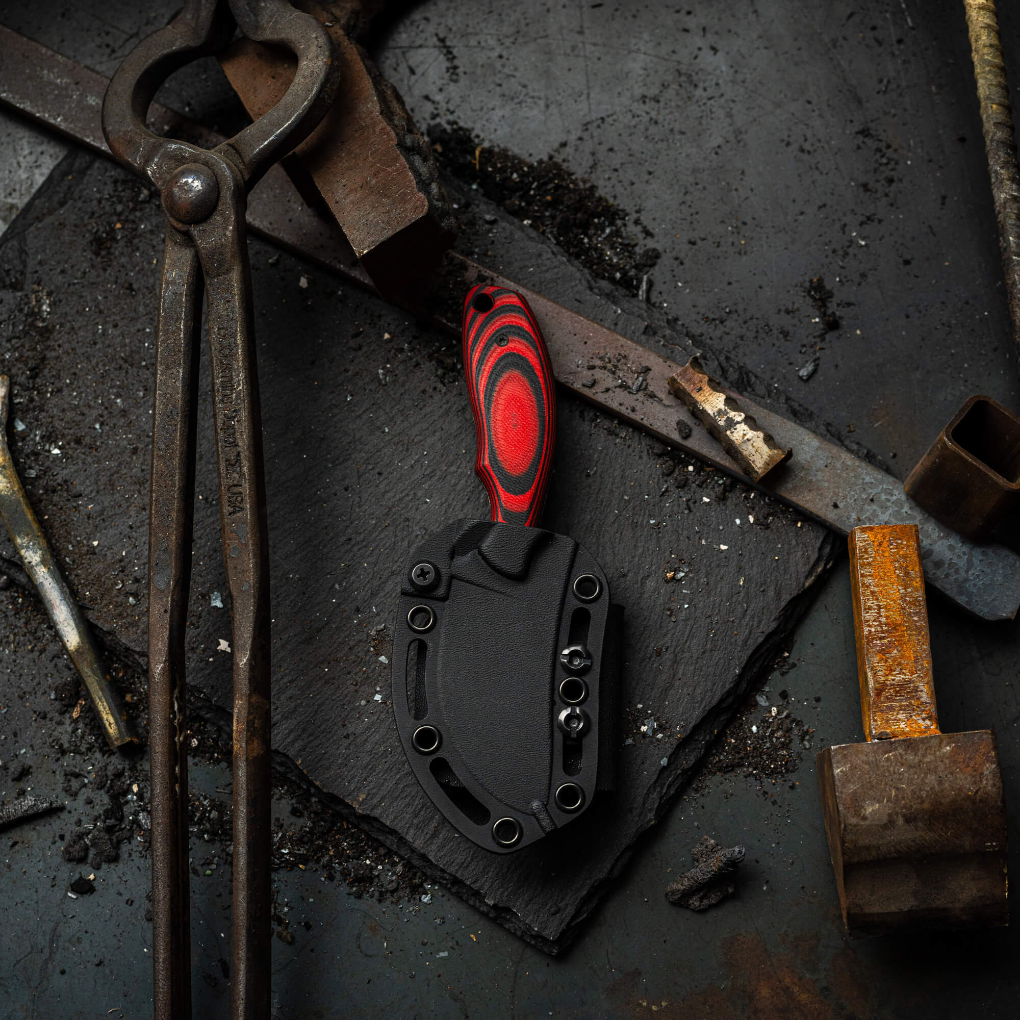 PACKOUT SKINNER PVD - KEEP HAMMERING EDITION - RED & BLACK